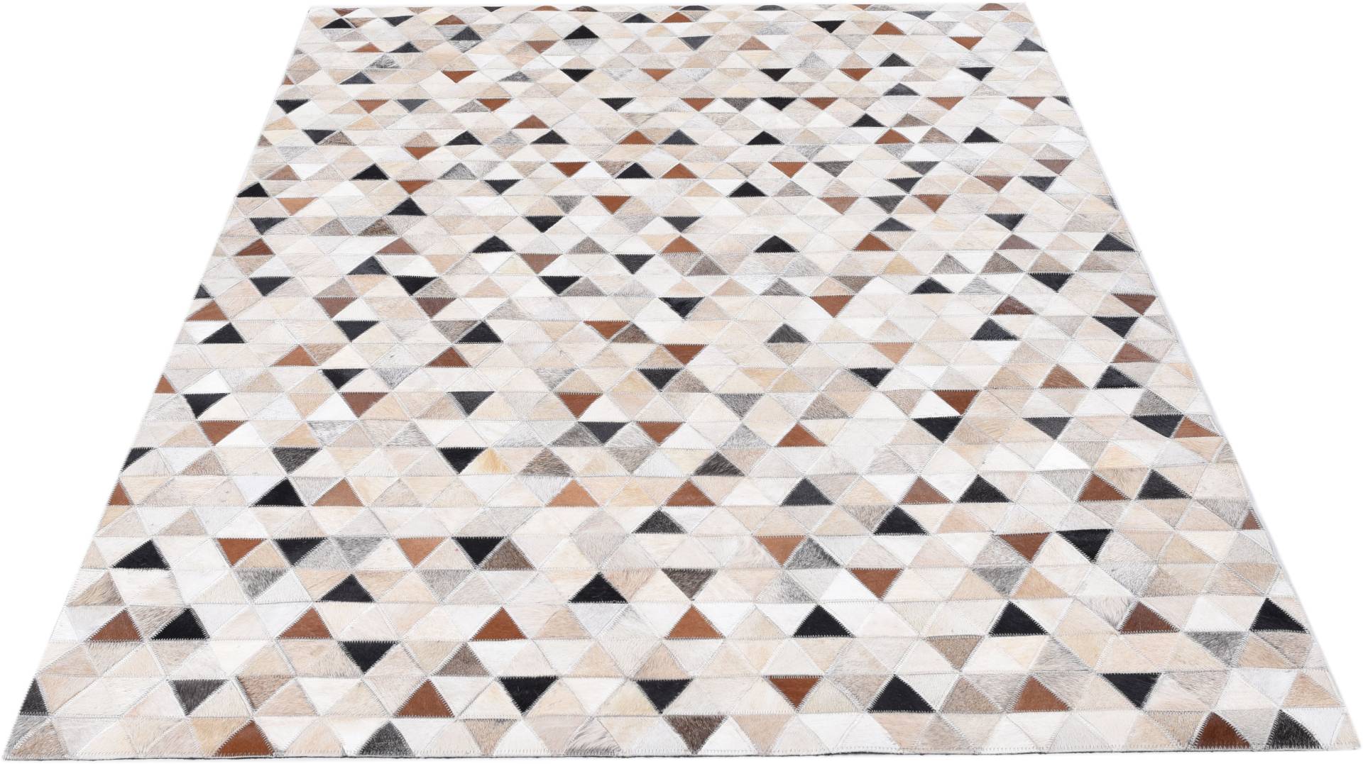 THEKO Fellteppich »Kobe«, rechteckig, 3 mm Höhe, Patchwork, handgenäht, echtes Rinderfell in Naturtönen THEKO Fellteppich »Kobe«, rechteckig, 3 mm Höhe, Patchwork, handgenäht, echtes Rinderfell in Naturtönen von THEKO