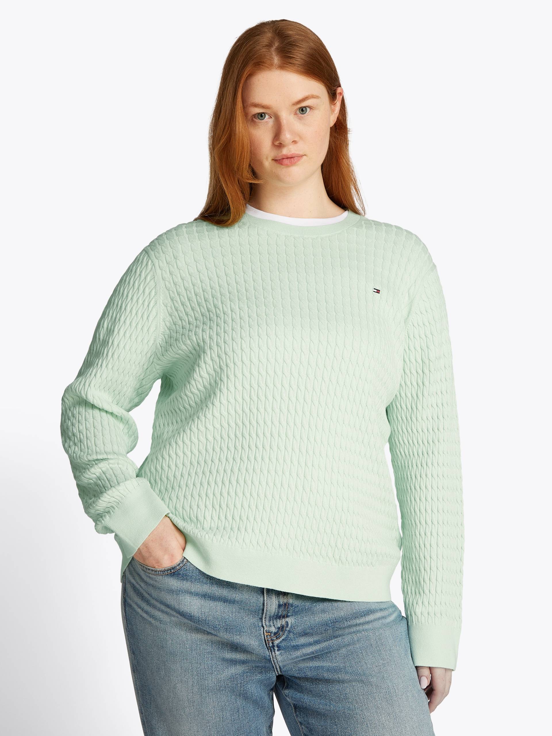 Tommy Hilfiger Curve Rundhalspullover »CRV CO CABLE C-NK LS SWEATER«, in Grossen Grössen, Zopfmuster, Logostickerei Tommy Hilfiger Curve Rundhalspullover »CRV CO CABLE C-NK LS SWEATER«, in Grossen Grössen, Zopfmuster, Logostickerei von TOMMY HILFIGER Curve