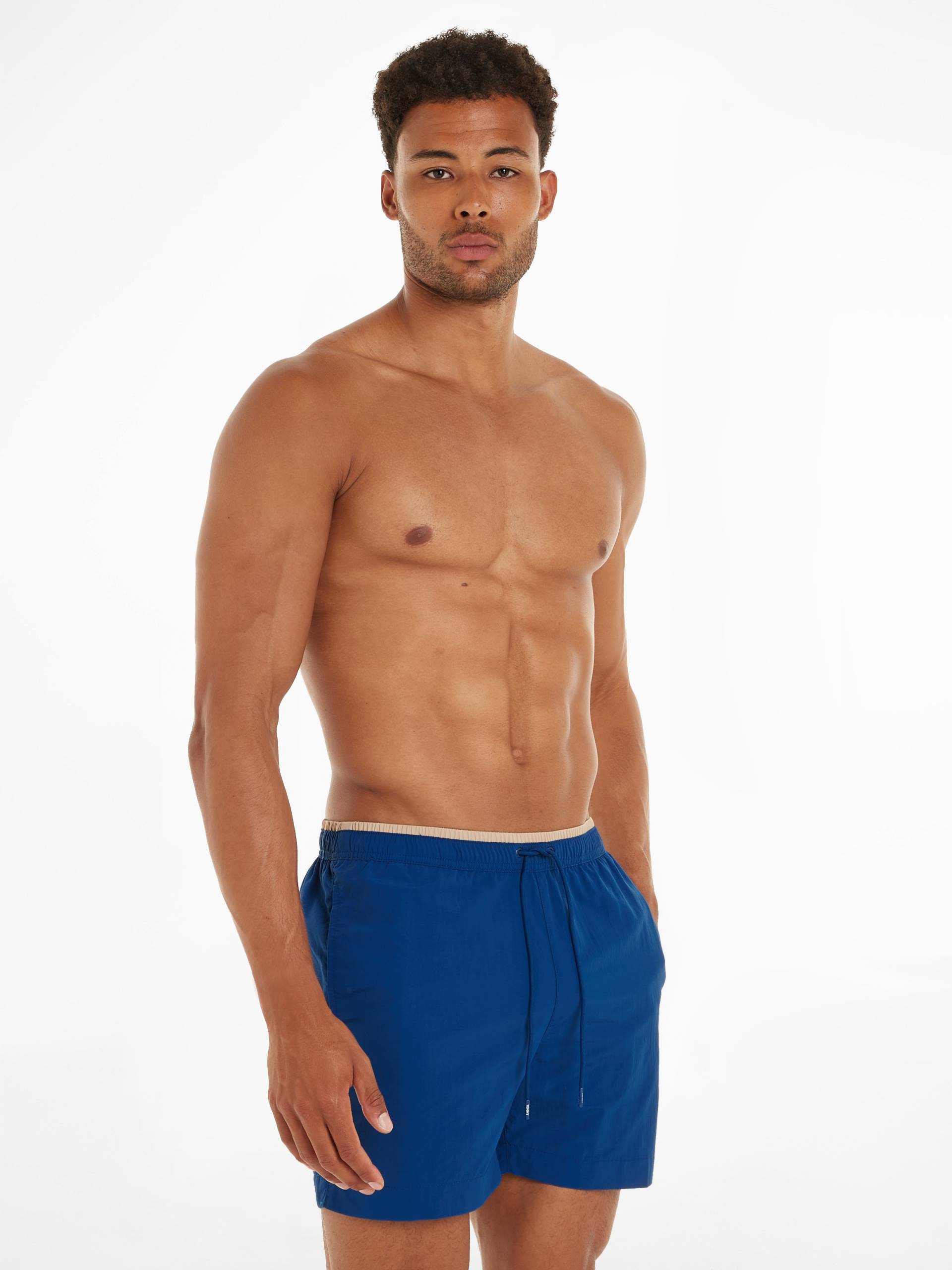 Tommy Hilfiger Swimwear Badeshorts »MEDIUM DRAWSTRING«, mit Brandlabel auf dem Bund von TOMMY HILFIGER Swimwear