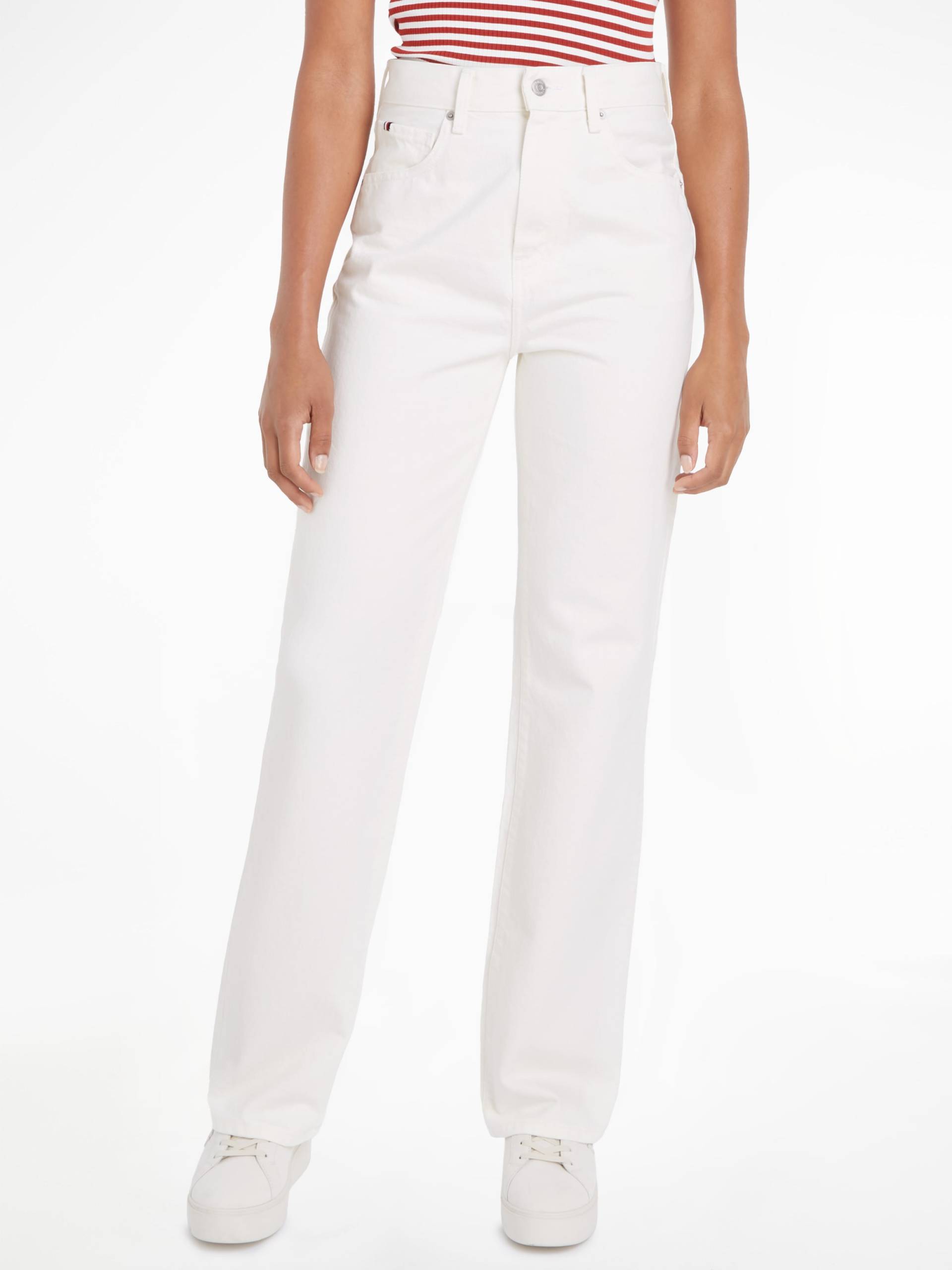 Tommy Hilfiger Bootcut-Jeans »RELAXED BOOTCUT HW ECRU«, mit Tommy Hilfiger Logo-Badge Tommy Hilfiger Bootcut-Jeans »RELAXED BOOTCUT HW ECRU«, mit Tommy Hilfiger Logo-Badge von TOMMY HILFIGER