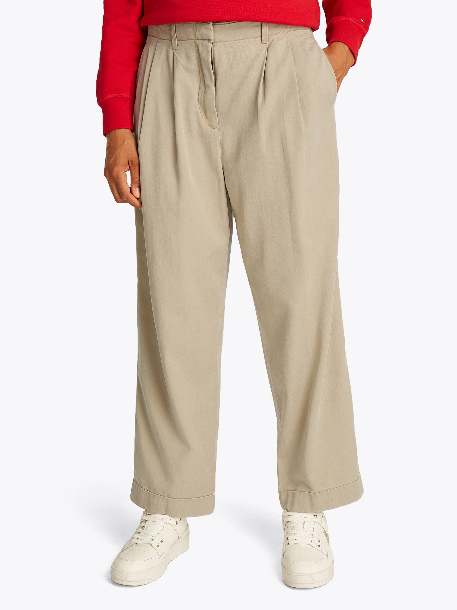 Tommy Hilfiger Chinohose »CO TENCEL RLXD STR PULL ON CHINO«, mit Logostickerei Tommy Hilfiger Chinohose »CO TENCEL RLXD STR PULL ON CHINO«, mit Logostickerei von TOMMY HILFIGER
