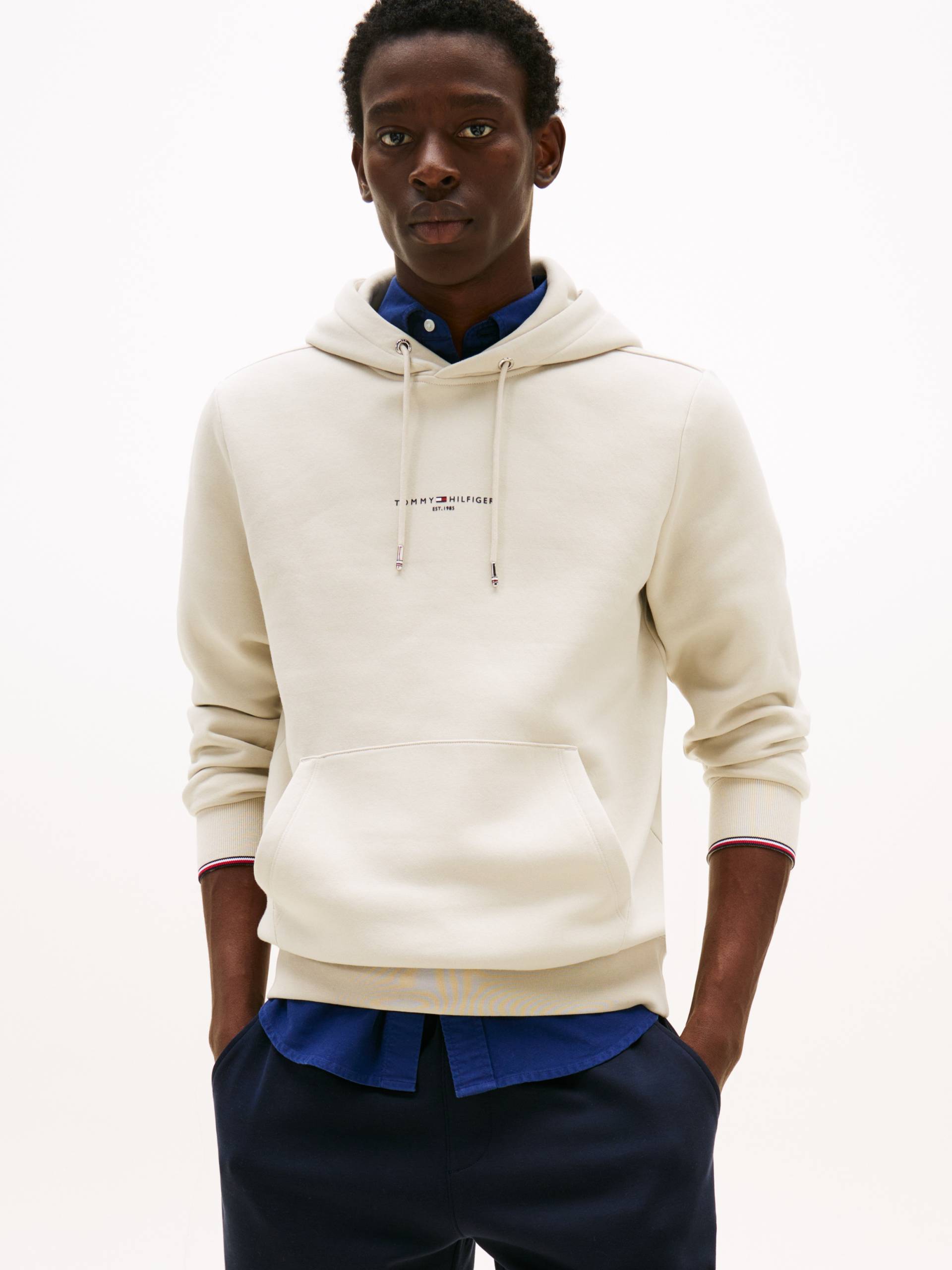 Tommy Hilfiger Hoodie »TOMMY LOGO TIPPED HOODY«, Tommy-Tape innen am Ausschnitt, Flag-Stickerei am Ärmel von TOMMY HILFIGER