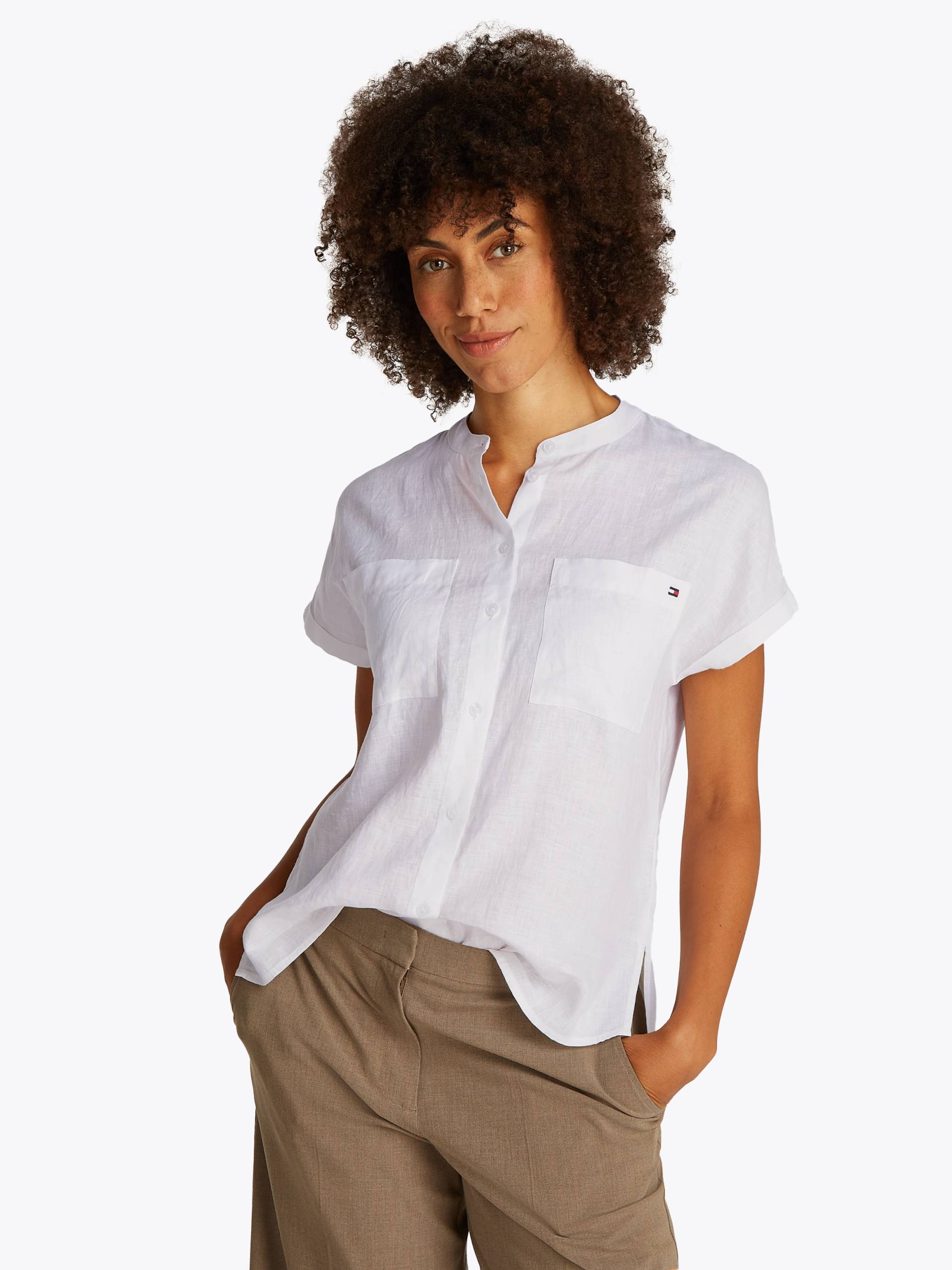Tommy Hilfiger Kurzarmbluse »ESS LINEN COLLARLESS S/S BLOUSE«, mit Logostickerei,kühlendes Premium Leinen Tommy Hilfiger Kurzarmbluse »ESS LINEN COLLARLESS S/S BLOUSE«, mit Logostickerei,kühlendes Premium Leinen von TOMMY HILFIGER