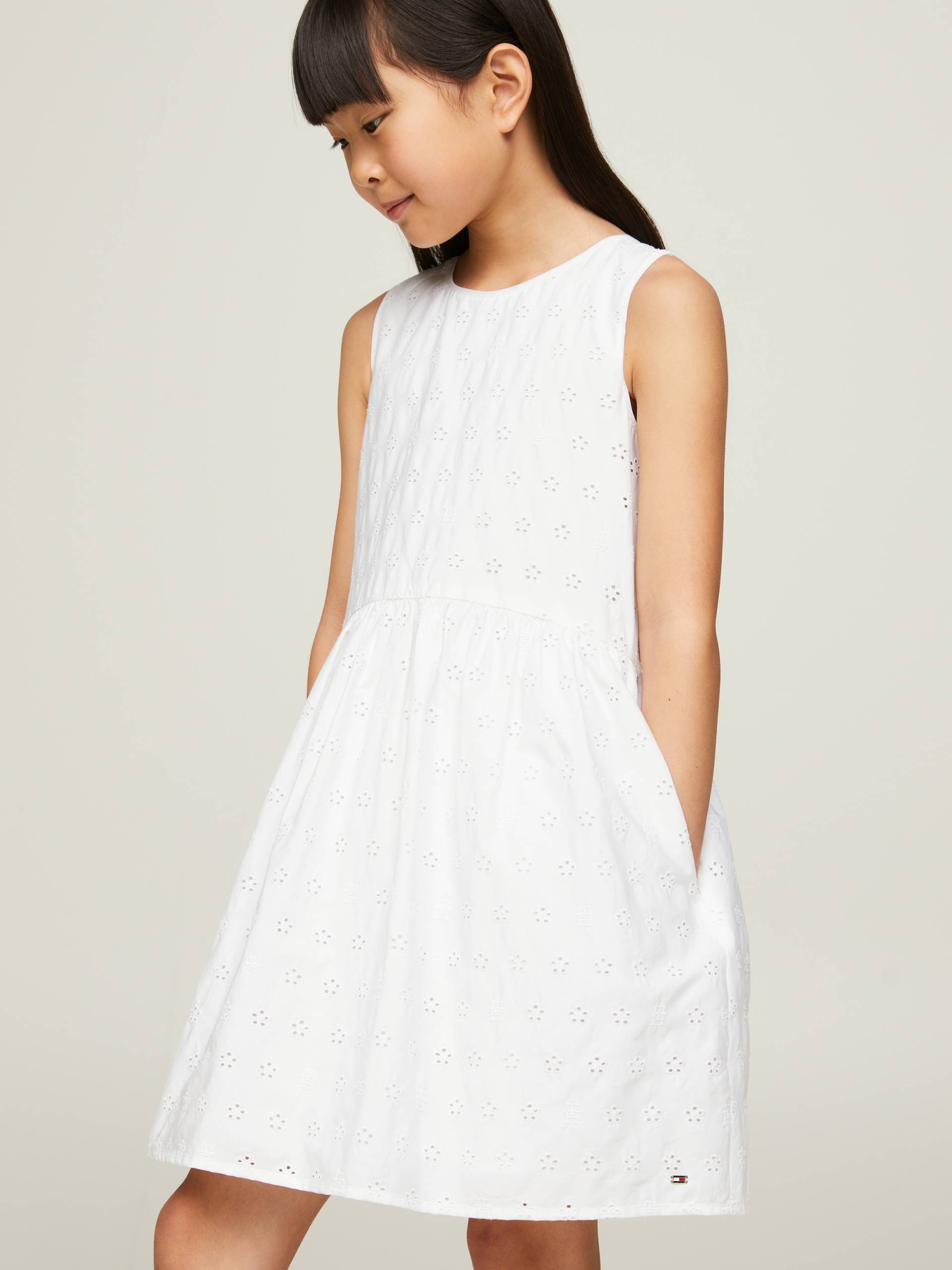 Tommy Hilfiger Minikleid »BRODERIE ANGLAISE MONOGRAM DRESS«, Kinder bis 16 Jahre Tommy Hilfiger Minikleid »BRODERIE ANGLAISE MONOGRAM DRESS«, Kinder bis 16 Jahre von TOMMY HILFIGER