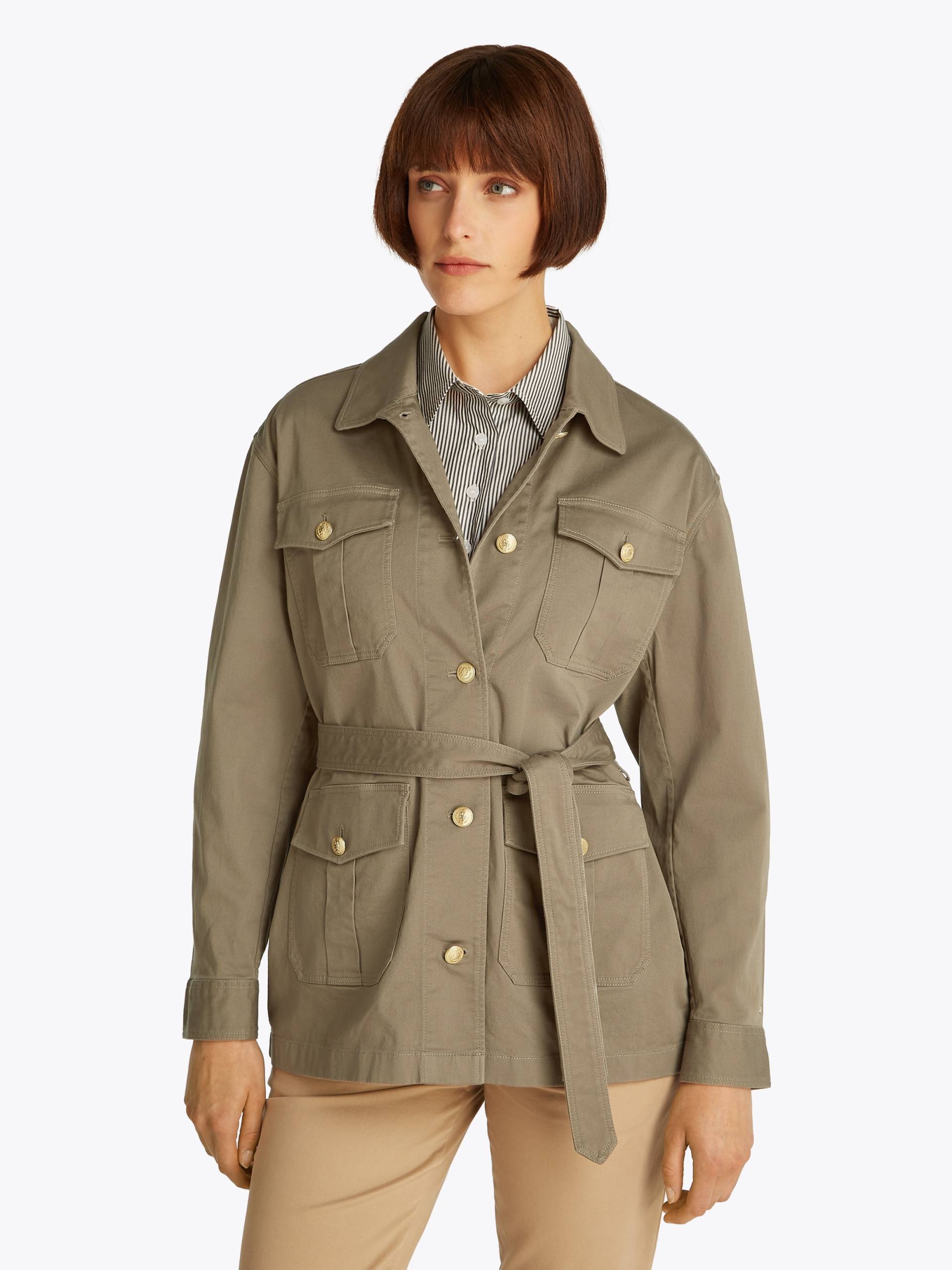 Tommy Hilfiger Outdoorjacke »GOLD BUTTON UTILITY JACKET«, mit goldfarbenem Knopf Tommy Hilfiger Outdoorjacke »GOLD BUTTON UTILITY JACKET«, mit goldfarbenem Knopf von TOMMY HILFIGER