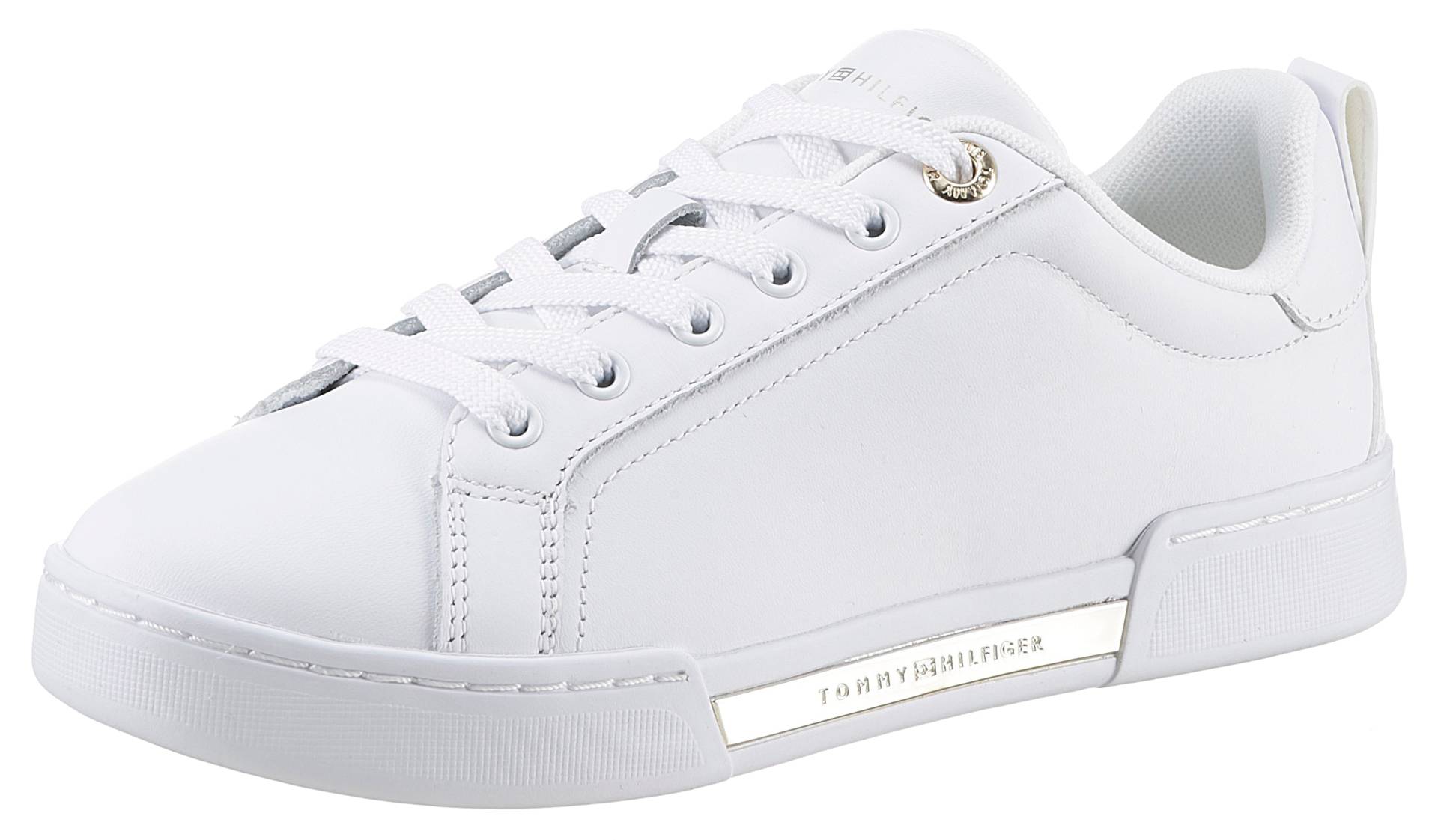 Tommy Hilfiger Plateausneaker »CHIQUE COURT SNEAKER«, mit Detail im Plateau, Freizeitschuh, Halbschuh, Schnürschuh von TOMMY HILFIGER