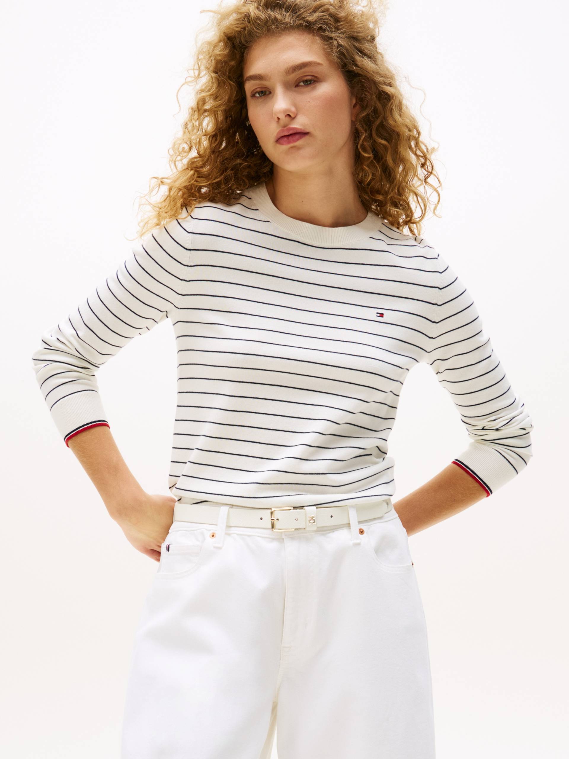 Tommy Hilfiger Rundhalspullover »CO JERSEY STITCH LS C-NK SWT«, mit Logostickerei Tommy Hilfiger Rundhalspullover »CO JERSEY STITCH LS C-NK SWT«, mit Logostickerei von TOMMY HILFIGER