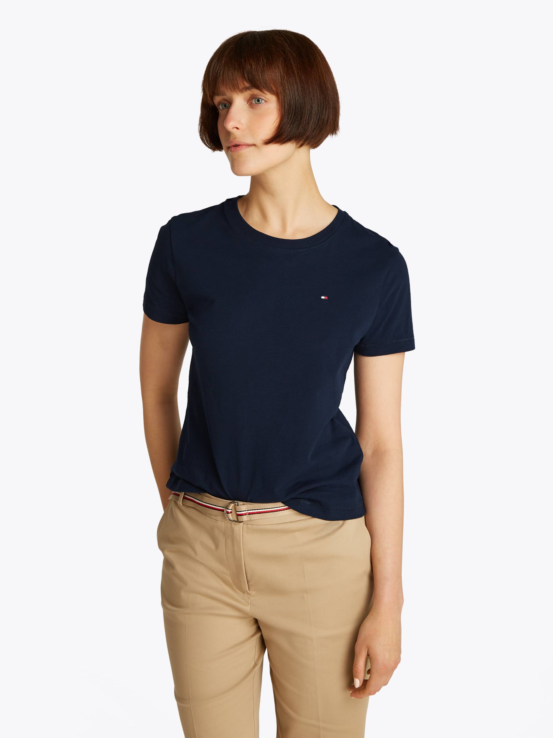 Tommy Hilfiger Rundhalsshirt »SLUB REG C-NK SS«, mit Flammgarn-Struktur, mit Logostickerei von TOMMY HILFIGER