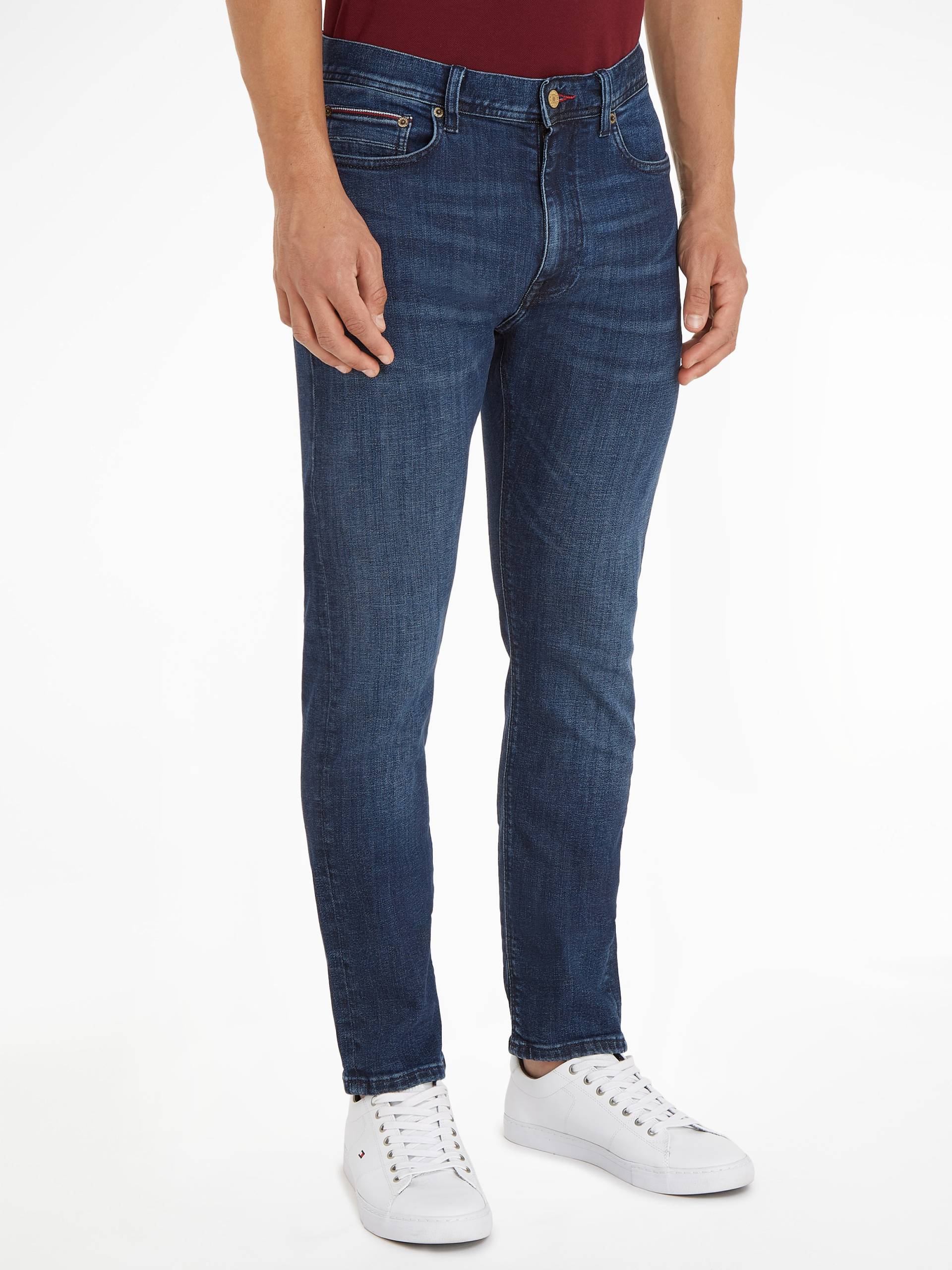 Tommy Hilfiger Slim-fit-Jeans »Bleecker«, mit Baumwoll-Denim Stretch, extra bequem Tommy Hilfiger Slim-fit-Jeans »Bleecker«, mit Baumwoll-Denim Stretch, extra bequem von TOMMY HILFIGER