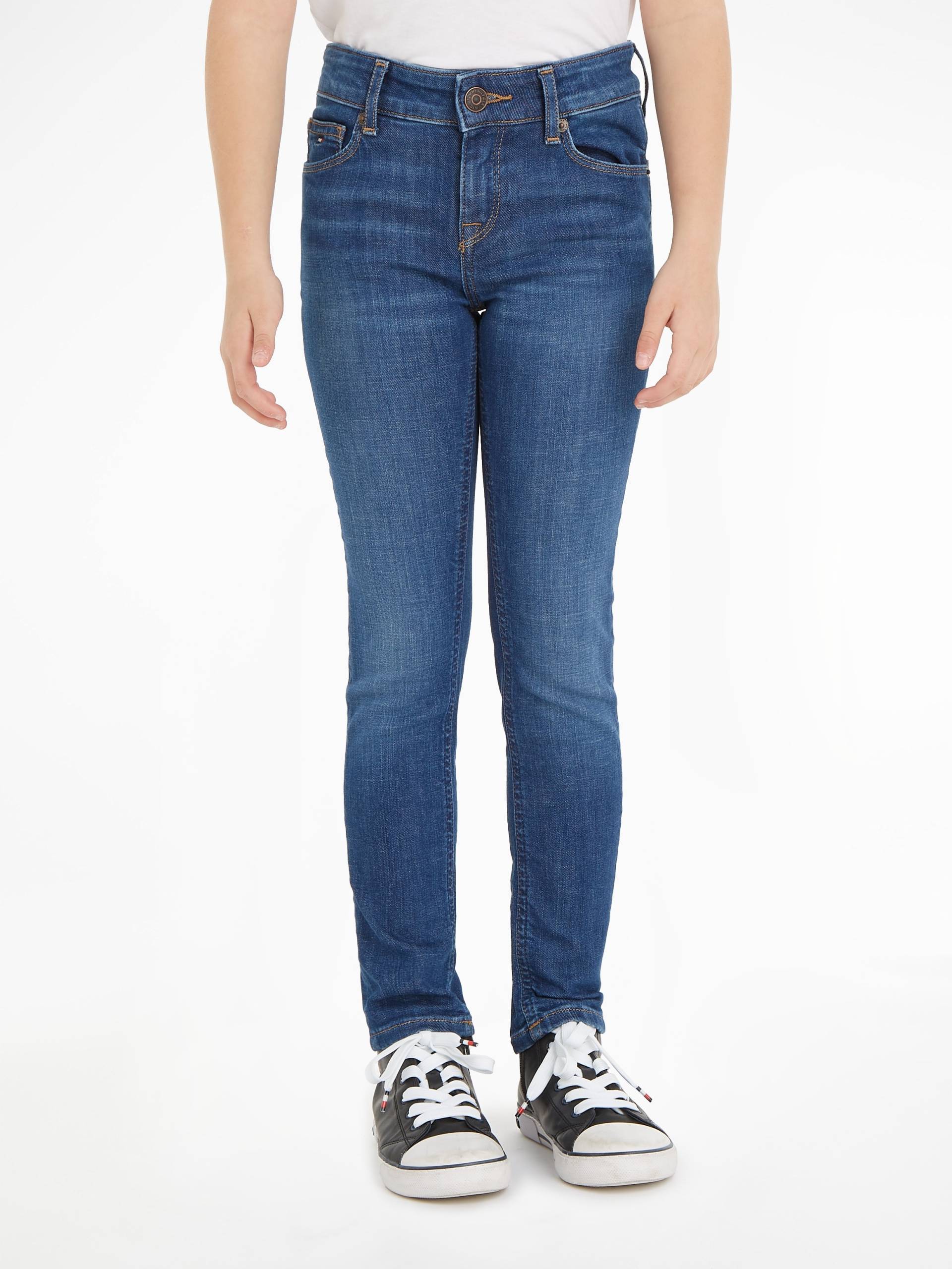 Tommy Hilfiger Slim-fit-Jeans »NORA DARK WASH«, in blauer Waschung Tommy Hilfiger Slim-fit-Jeans »NORA DARK WASH«, in blauer Waschung von TOMMY HILFIGER