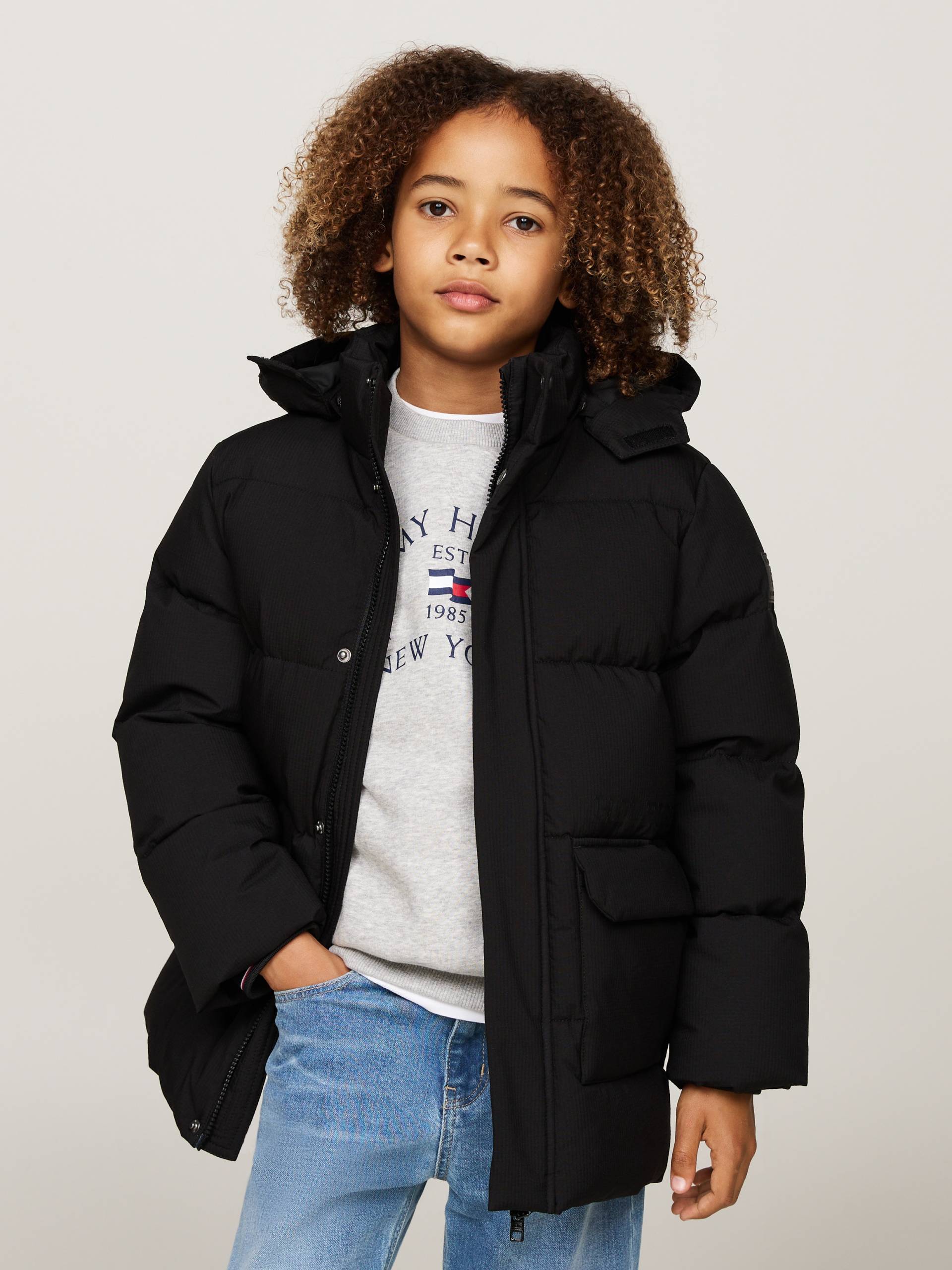 Tommy Hilfiger Steppjacke »MONOTYPE RIBSTOP PUFFER JACKET«, mit Kapuze, mit Kontrast-Streifen, Logoschriftzug Tommy Hilfiger Steppjacke »MONOTYPE RIBSTOP PUFFER JACKET«, mit Kapuze, mit Kontrast-Streifen, Logoschriftzug von TOMMY HILFIGER