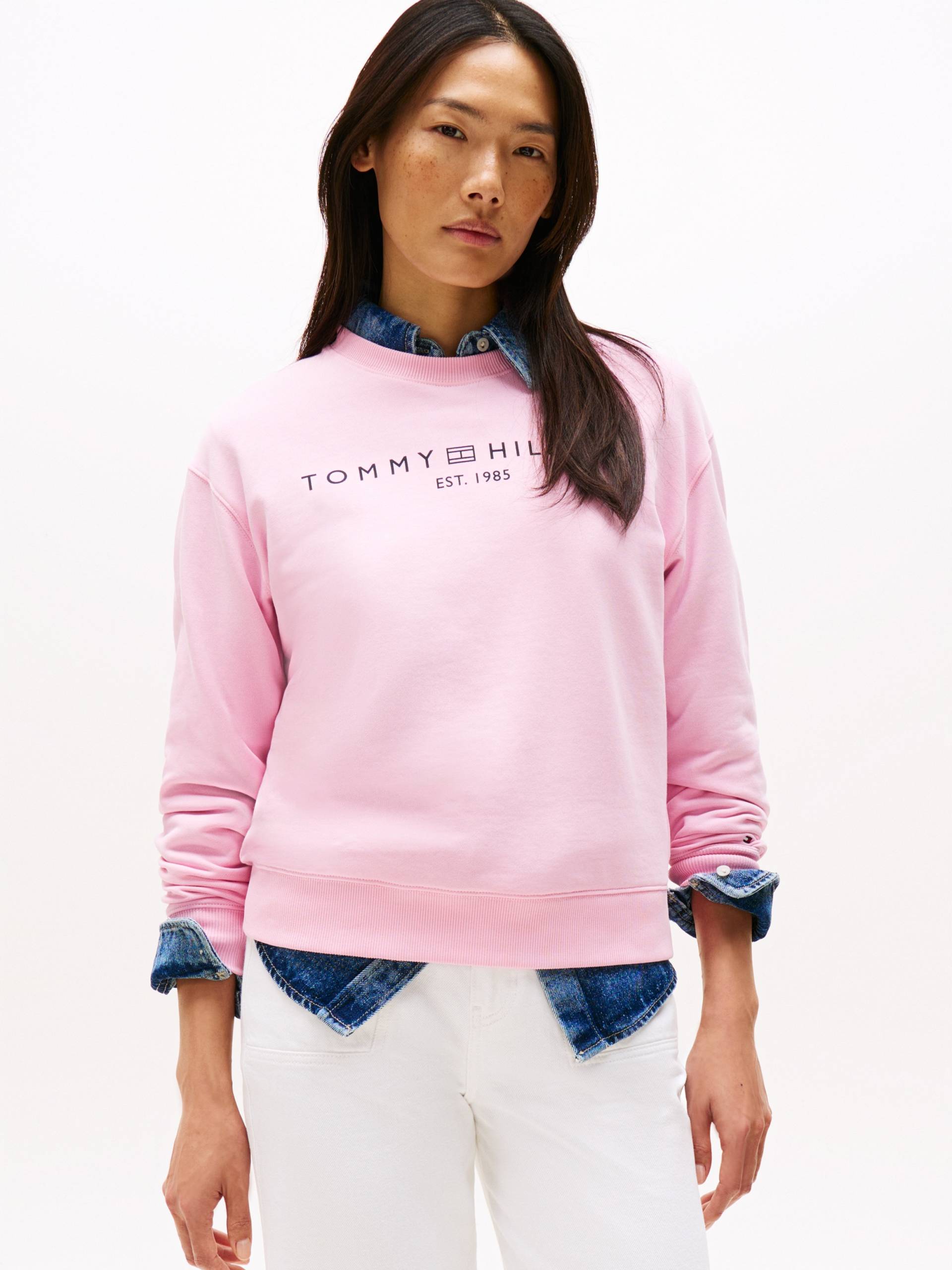 Tommy Hilfiger Sweatshirt »MDRN REG CORP LOGO C-NK SWTSHRT«, mit Logoschriftzug Tommy Hilfiger Sweatshirt »MDRN REG CORP LOGO C-NK SWTSHRT«, mit Logoschriftzug von TOMMY HILFIGER