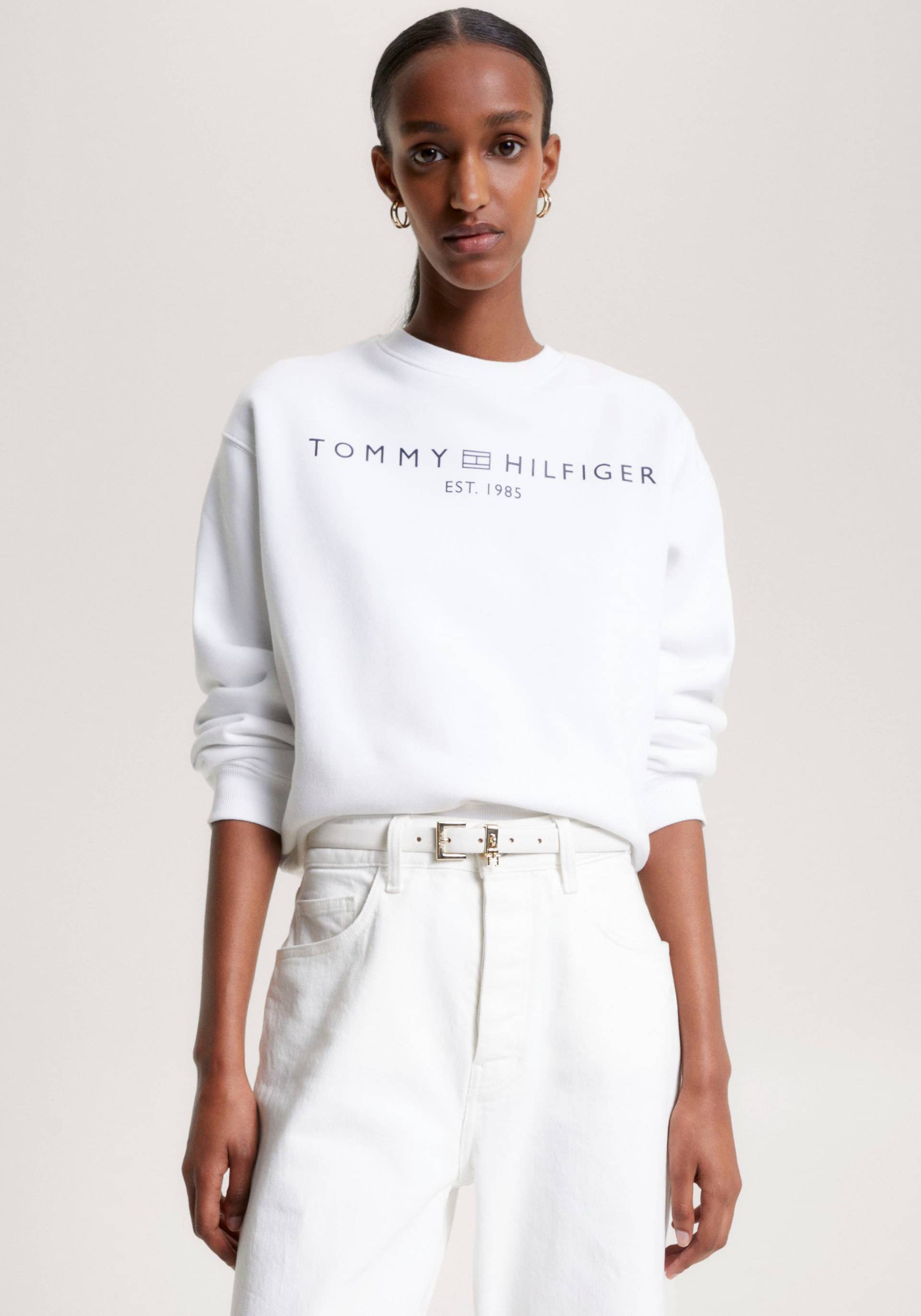 Tommy Hilfiger Sweatshirt »MDRN REG CORP LOGO C-NK SWTSHRT« von TOMMY HILFIGER