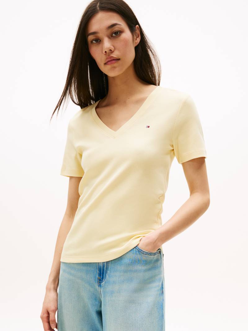 Tommy Hilfiger T-Shirt »SLIM CODY V-NK SS«, mit Logostickerei von TOMMY HILFIGER
