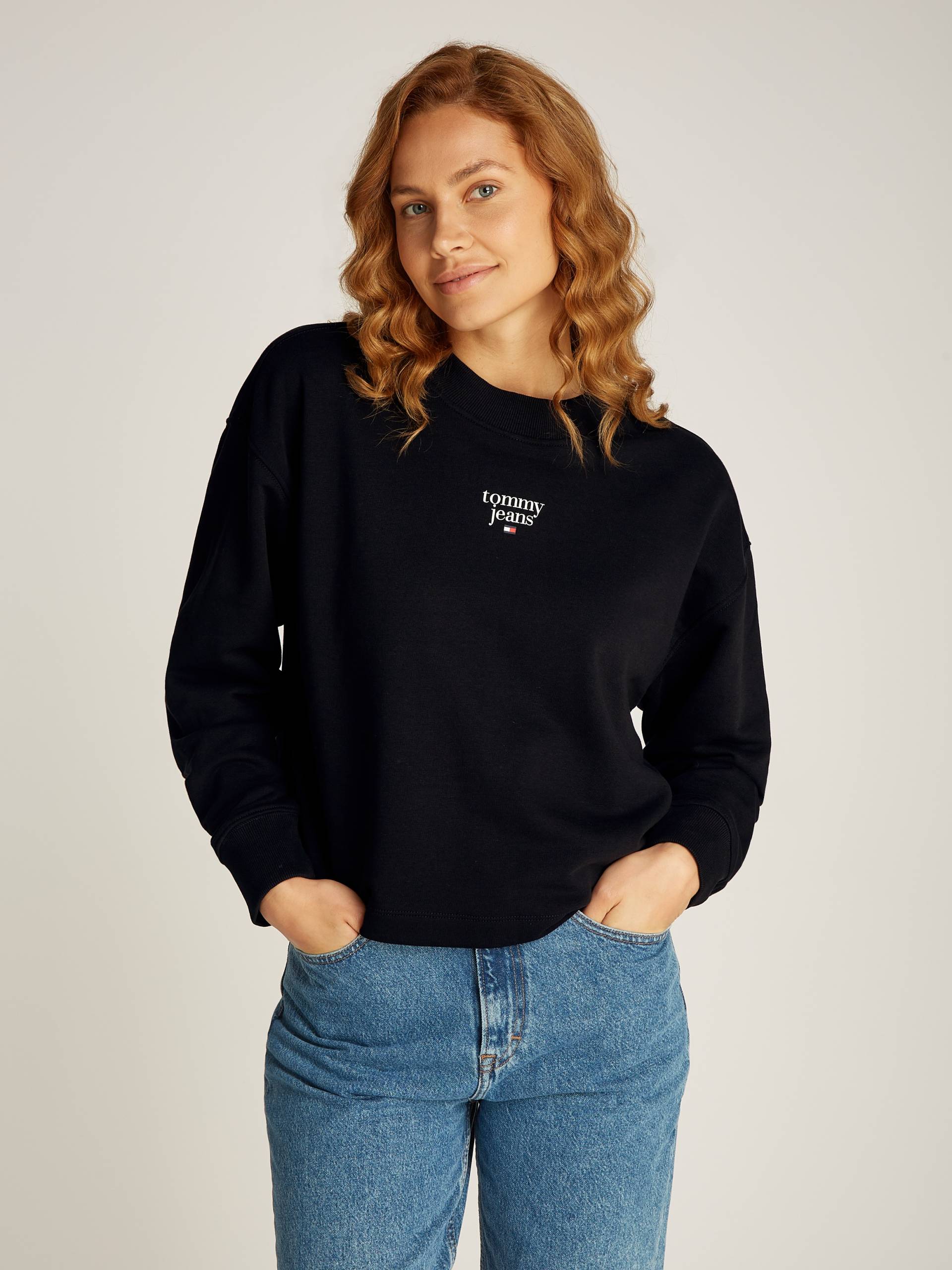 Tommy Jeans Curve Sweatshirt »TJW ESSENTIAL LOGO 1 CREW EXT«, in Grossen Grössen mit Logoschriftzug Tommy Jeans Curve Sweatshirt »TJW ESSENTIAL LOGO 1 CREW EXT«, in Grossen Grössen mit Logoschriftzug von TOMMY JEANS Curve