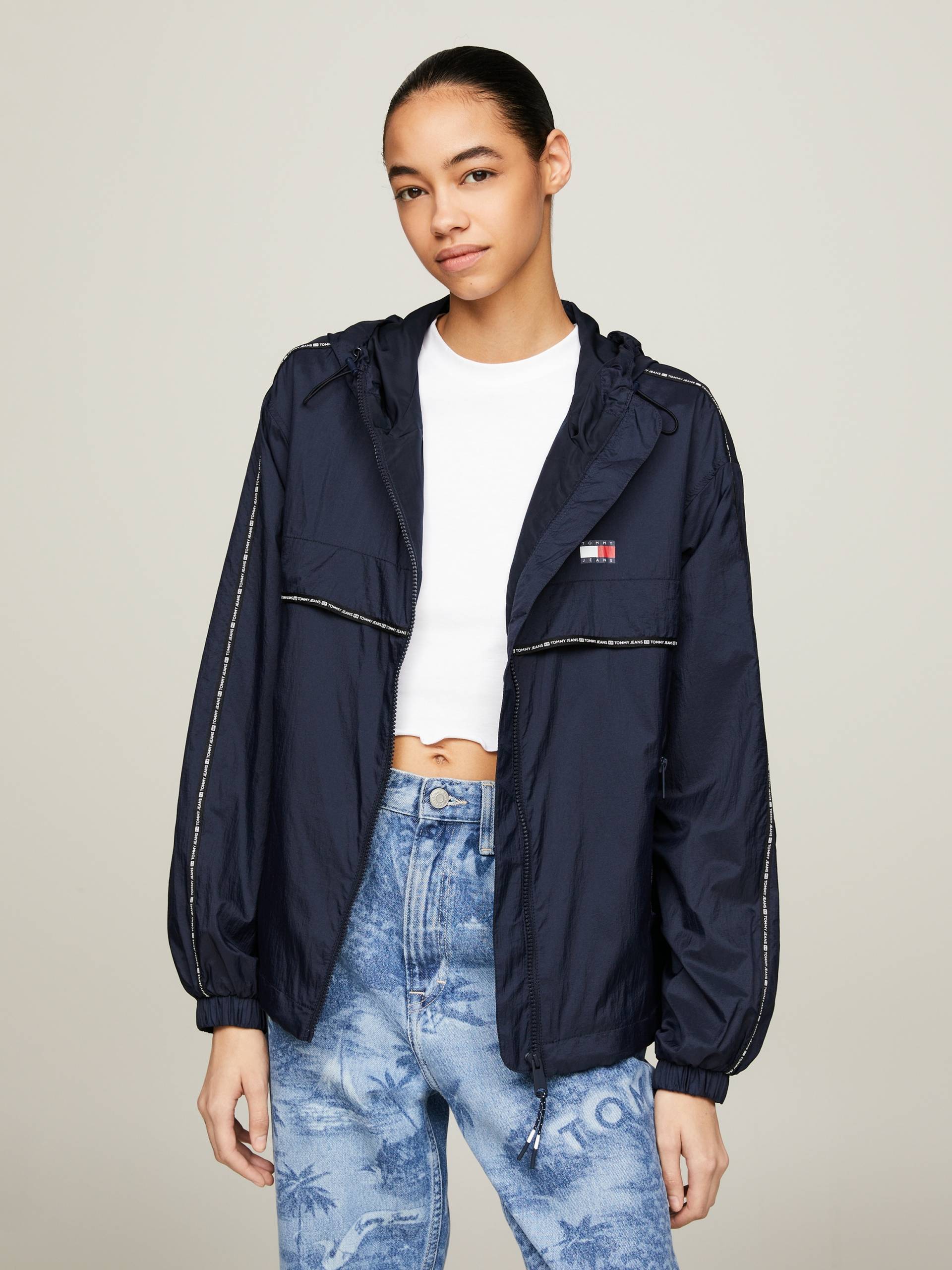 Tommy Jeans Curve Windbreaker »TJW CHICAGO TAPE WINDBREAKER EXT« von TOMMY JEANS Curve