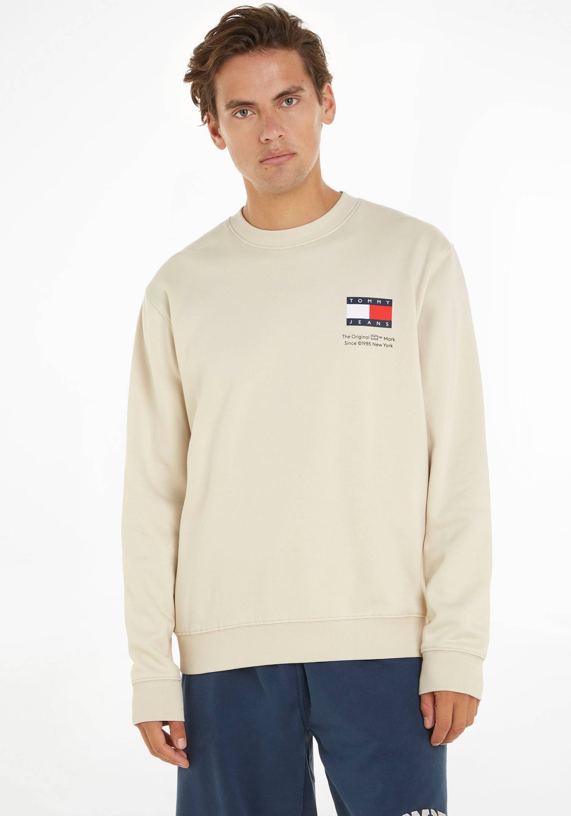Tommy Jeans Plus Sweatshirt »TJM REG ESSENTIAL FLAG CNECK EXT« von TOMMY JEANS Plus