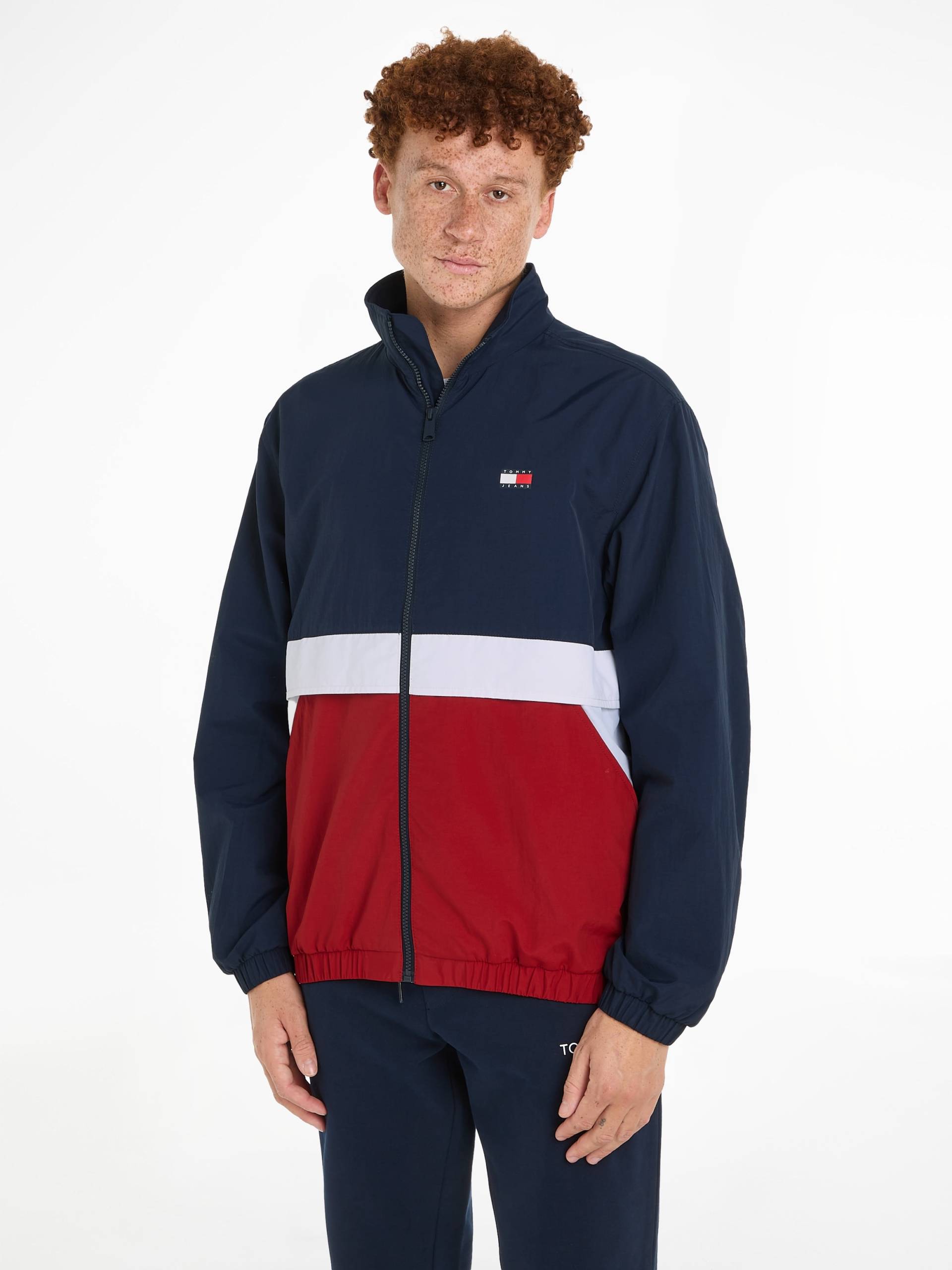 Tommy Jeans Anorak »TJM ESSENTIAL COLORBLOCK JACKET«, mit hohem Stehkragen Tommy Jeans Anorak »TJM ESSENTIAL COLORBLOCK JACKET«, mit hohem Stehkragen von TOMMY JEANS