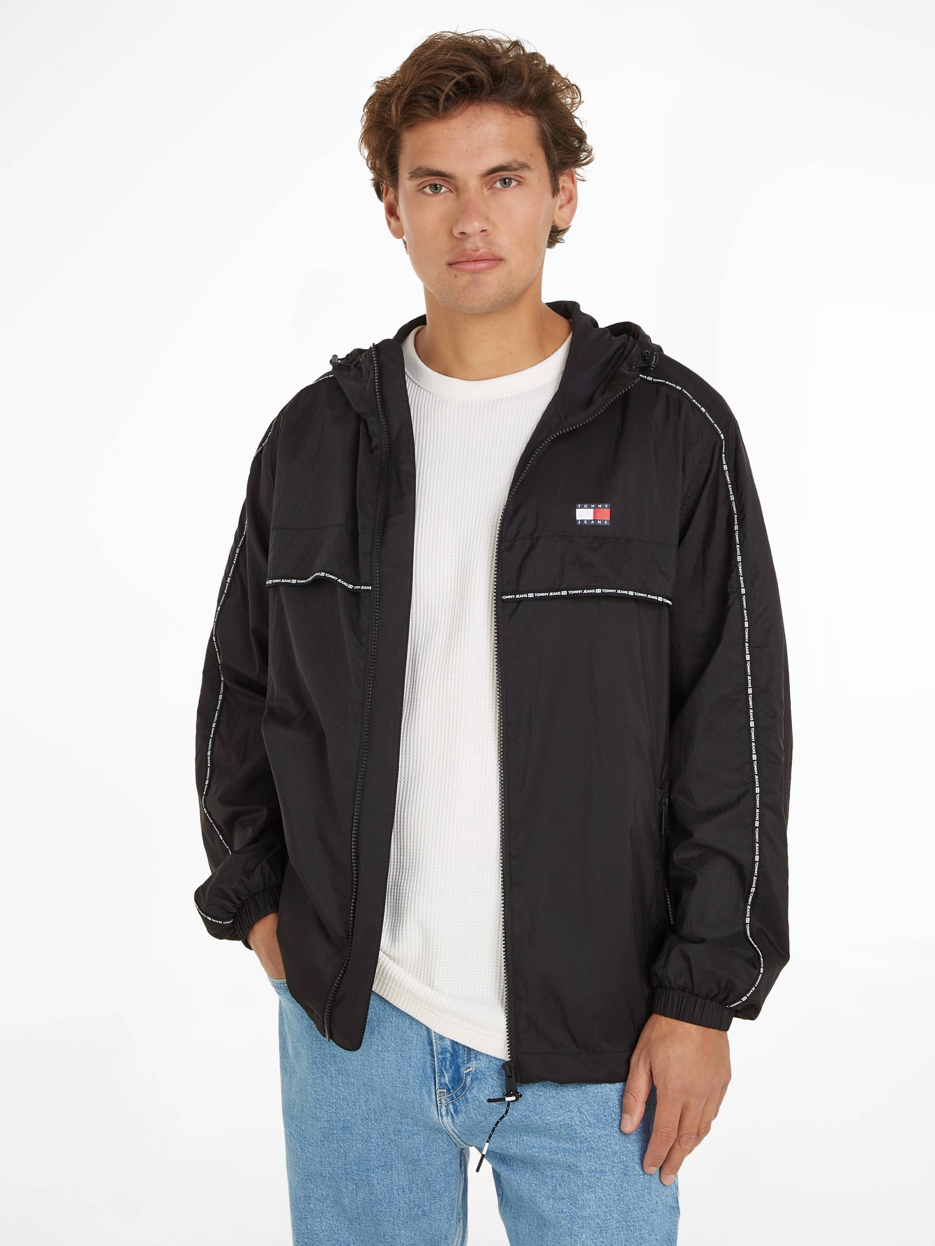 Tommy Jeans Blouson »TJM CHICAGO TAPE WINDBREAKER EXT«, mit Kapuze von TOMMY JEANS