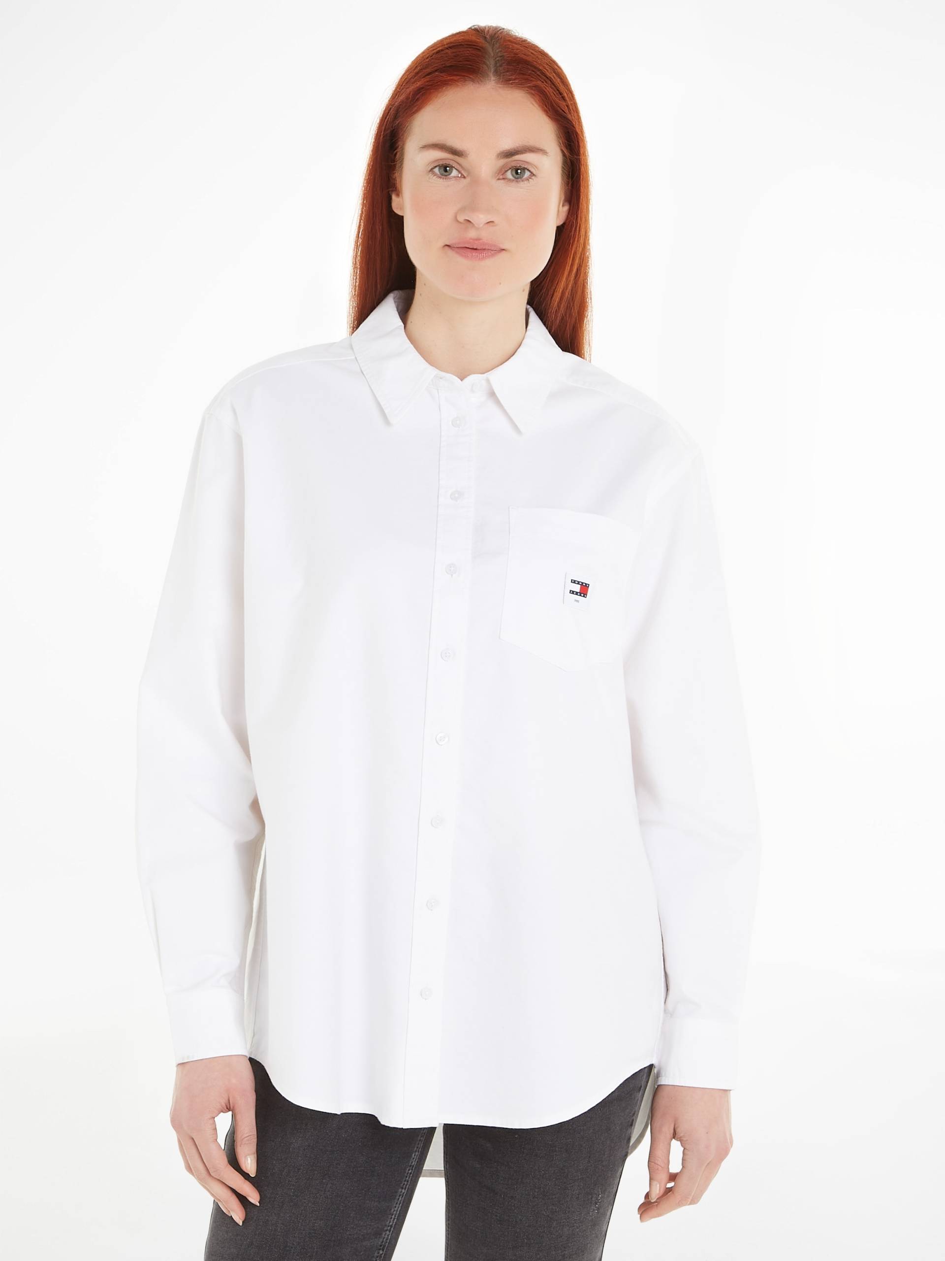 Tommy Jeans Blusentop »TJW BADGE BOYFRIEND SHIRT« von TOMMY JEANS