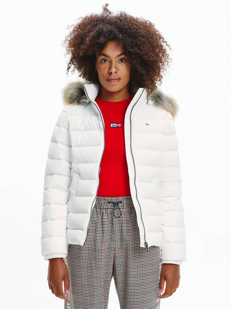 Tommy Jeans Daunenjacke »BASIC HOODED DOWN JACKET«, mit Kapuze, mit Fellimitat an der Kapuze & Tommy Jeans Logo-Flag von TOMMY JEANS