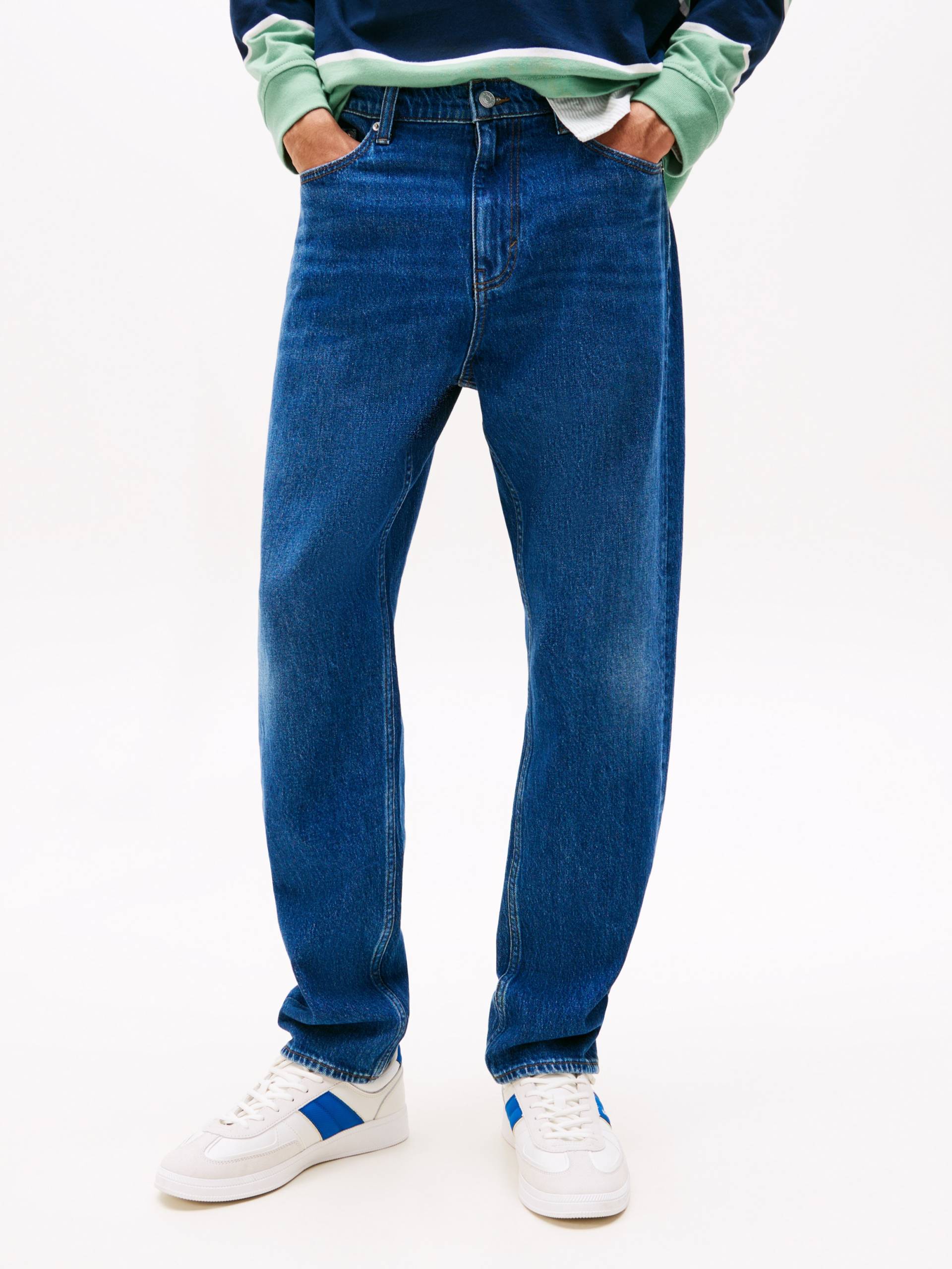 Tommy Jeans Gerade Jeans »Isaac Relaxed Tapered«, Mit Gürtelschlaufen von TOMMY JEANS