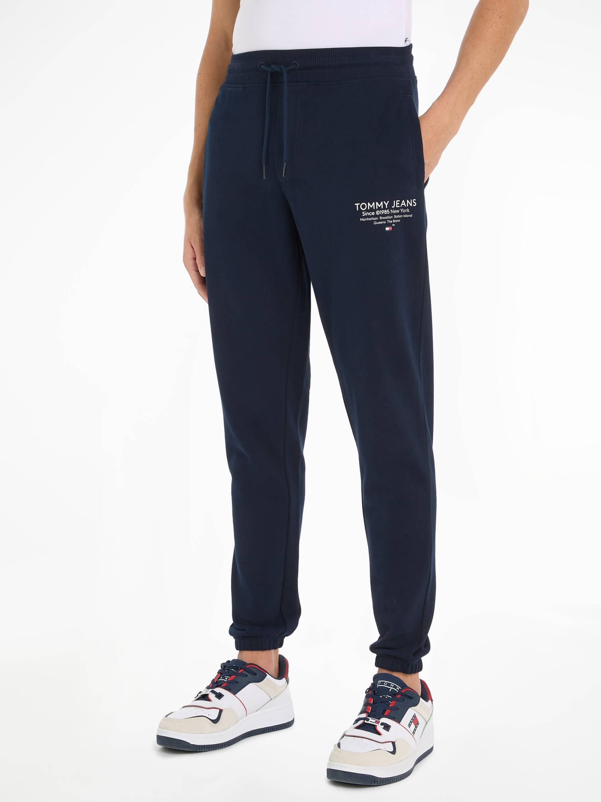 Tommy Jeans Jogginghose »TJM SLIM ENTRY GRAPHIC SWEATPANT« von TOMMY JEANS