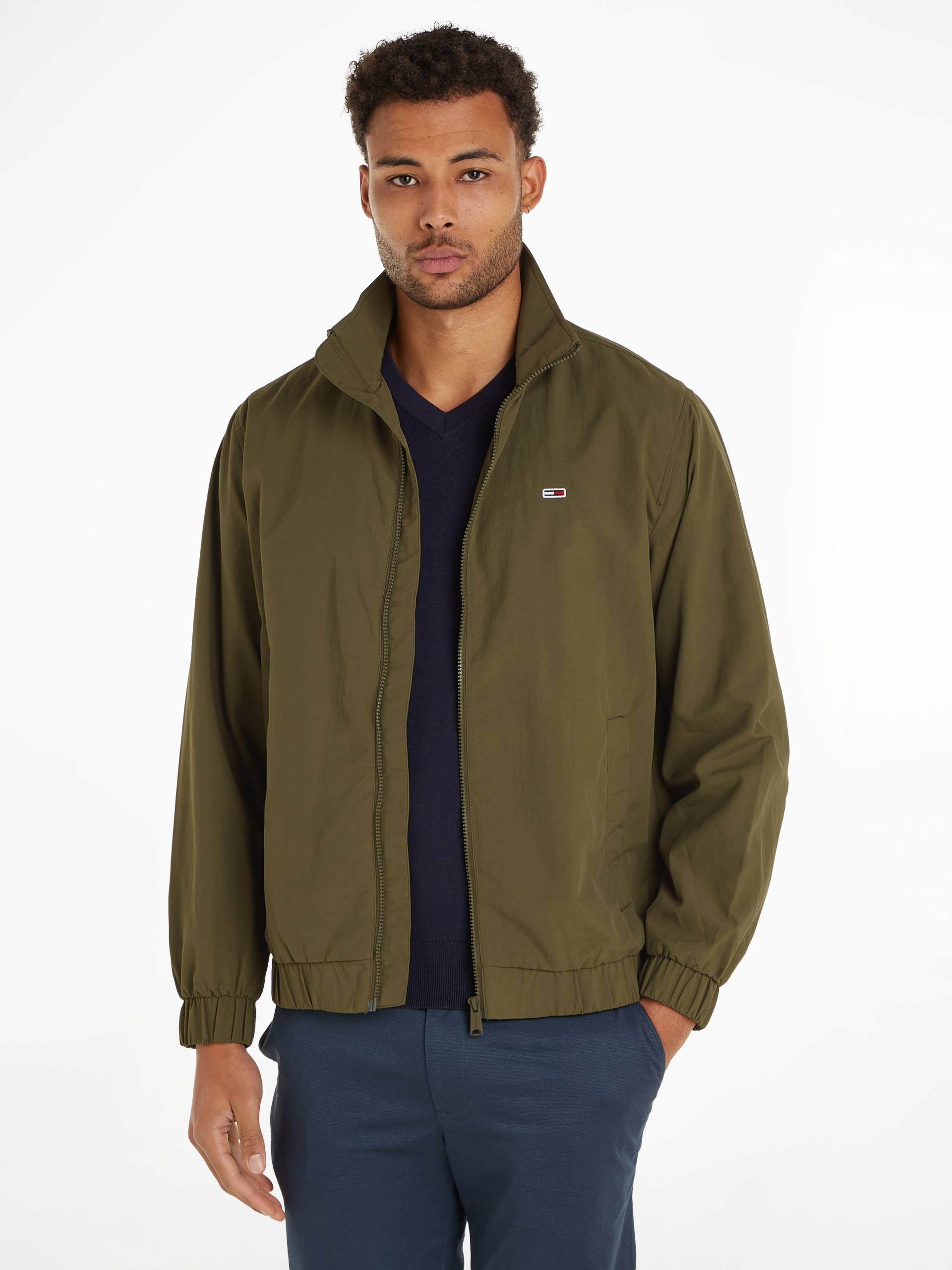 Tommy Jeans Kurzjacke »TJM ESSENTIAL JACKET EXT«, Bomberjacke mit Stehkragen von TOMMY JEANS