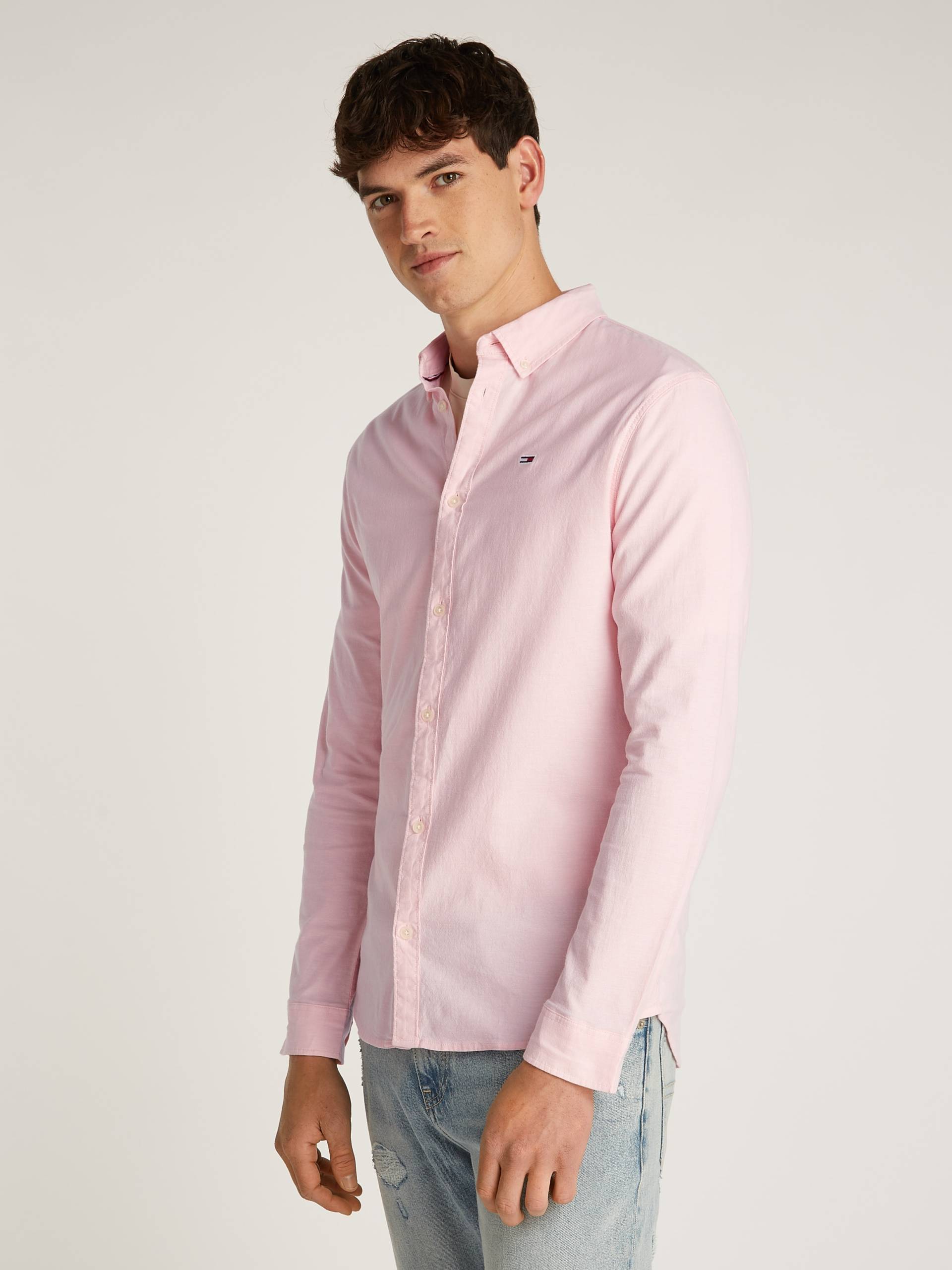 Tommy Jeans Langarmhemd »TJM Slim Stretch Oxford Shirt«, mit Flaglabel auf der Brust Tommy Jeans Langarmhemd »TJM Slim Stretch Oxford Shirt«, mit Flaglabel auf der Brust von TOMMY JEANS