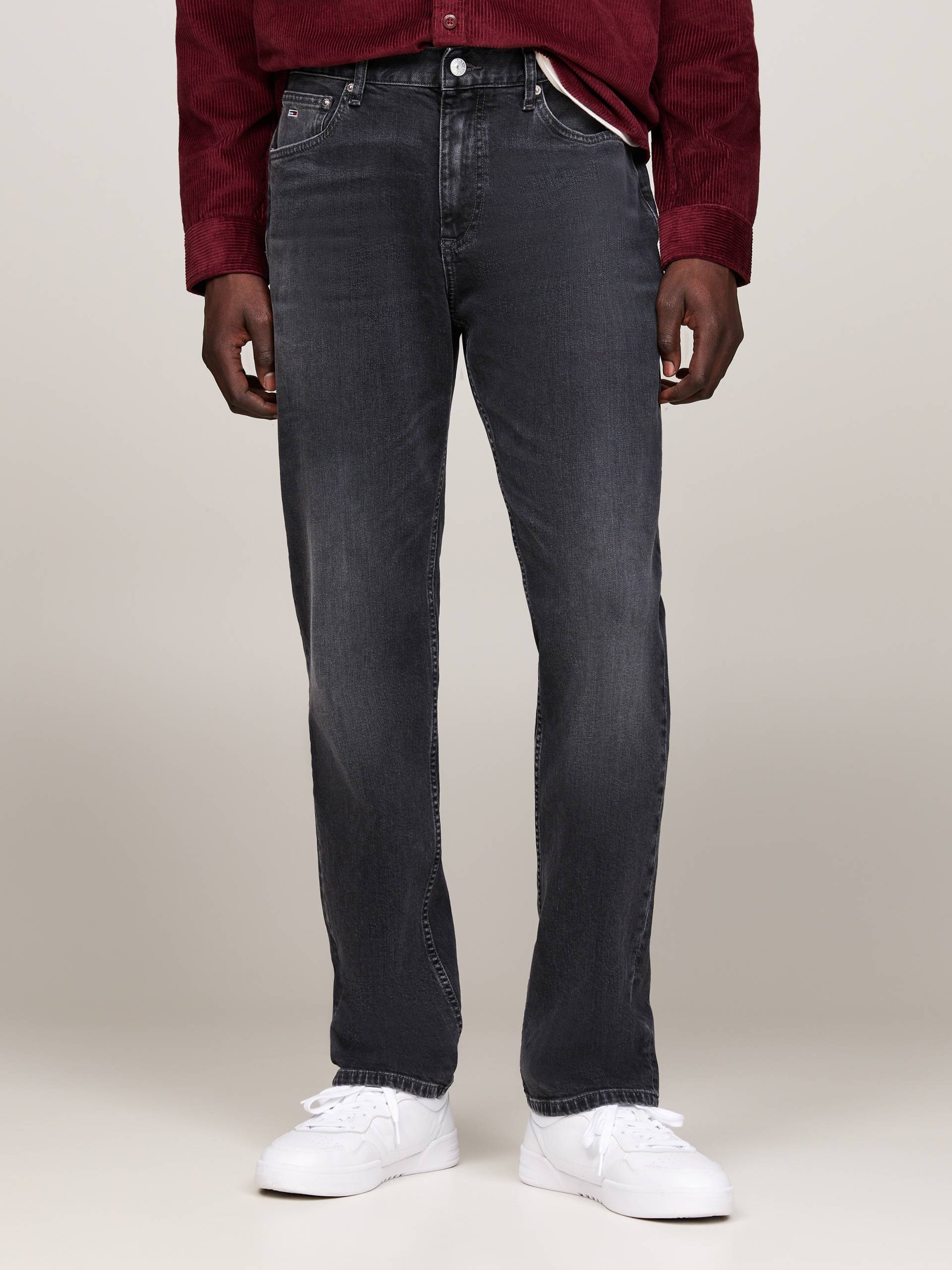 Tommy Jeans Slim-fit-Jeans »RYAN SLIM STRAIGHT«, mit Logoprägung von TOMMY JEANS
