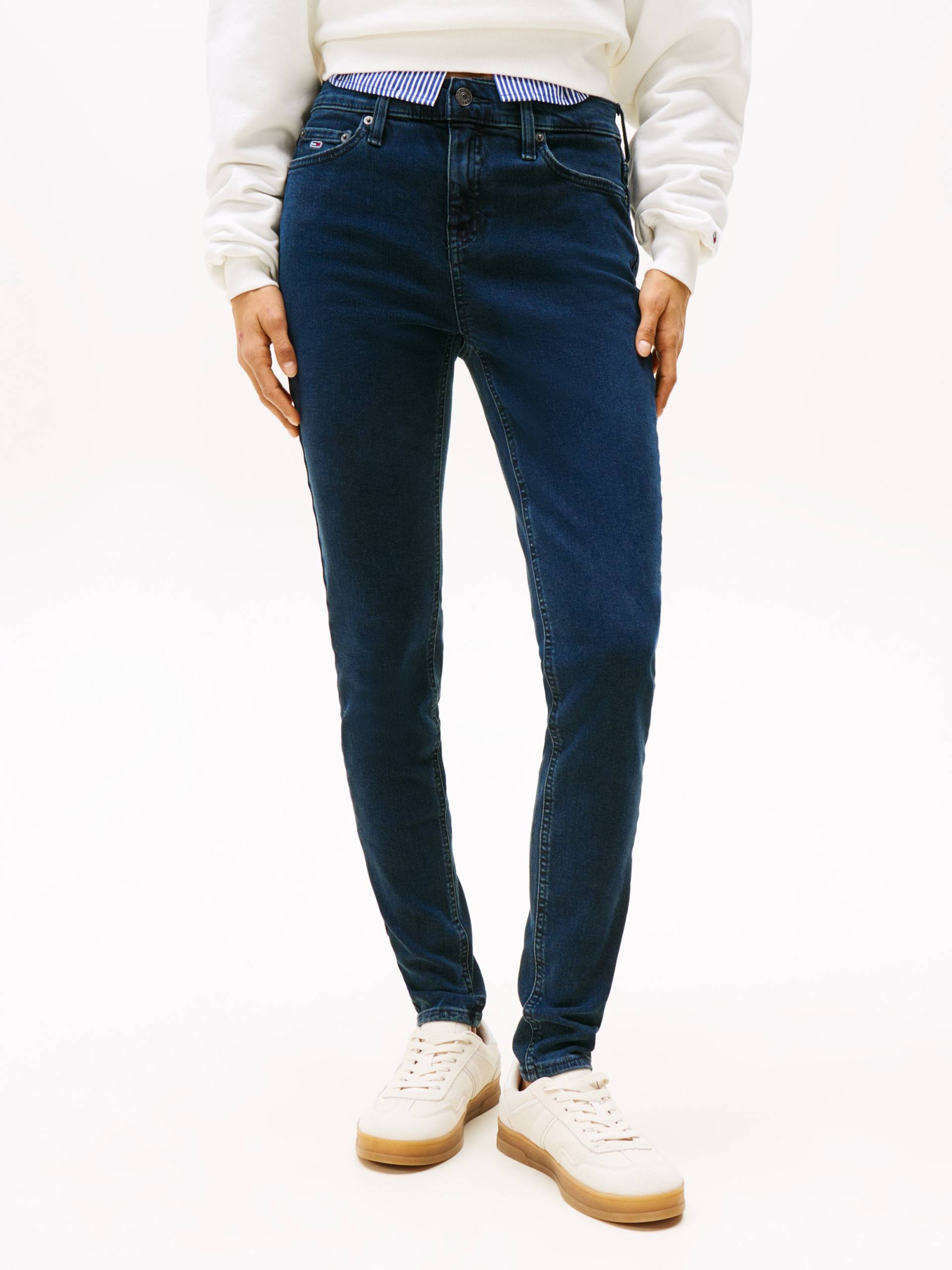 Tommy Jeans Skinny-fit-Jeans »Nora Mid Rise Skinny Fit«, mit Waschung, mit Logo-Badge Tommy Jeans Skinny-fit-Jeans »Nora Mid Rise Skinny Fit«, mit Waschung, mit Logo-Badge von TOMMY JEANS