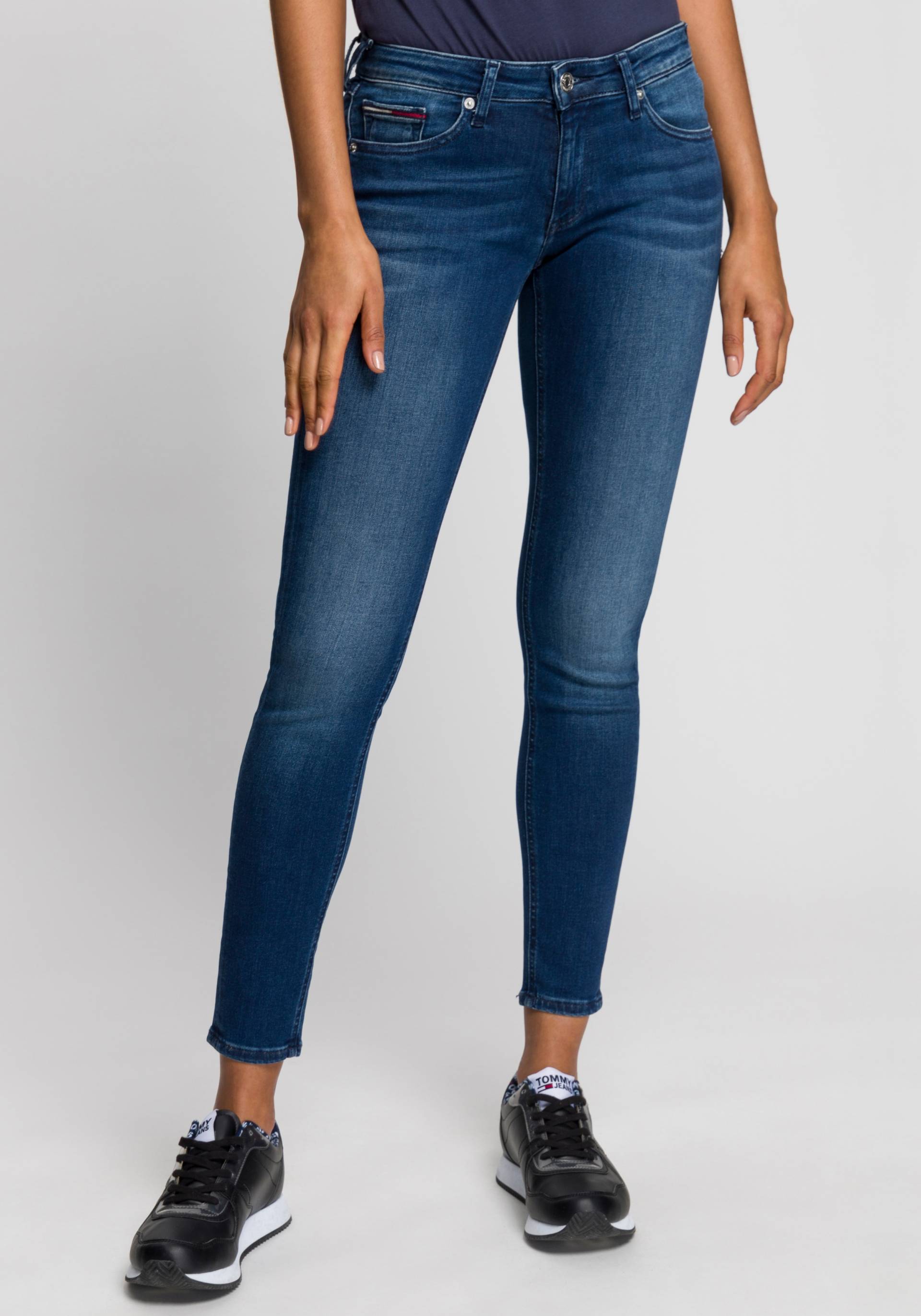 Tommy Jeans Skinny-fit-Jeans »Sophie Low Waist Skinny«, mit Stretch, für perfektes Shaping Tommy Jeans Skinny-fit-Jeans »Sophie Low Waist Skinny«, mit Stretch, für perfektes Shaping von TOMMY JEANS