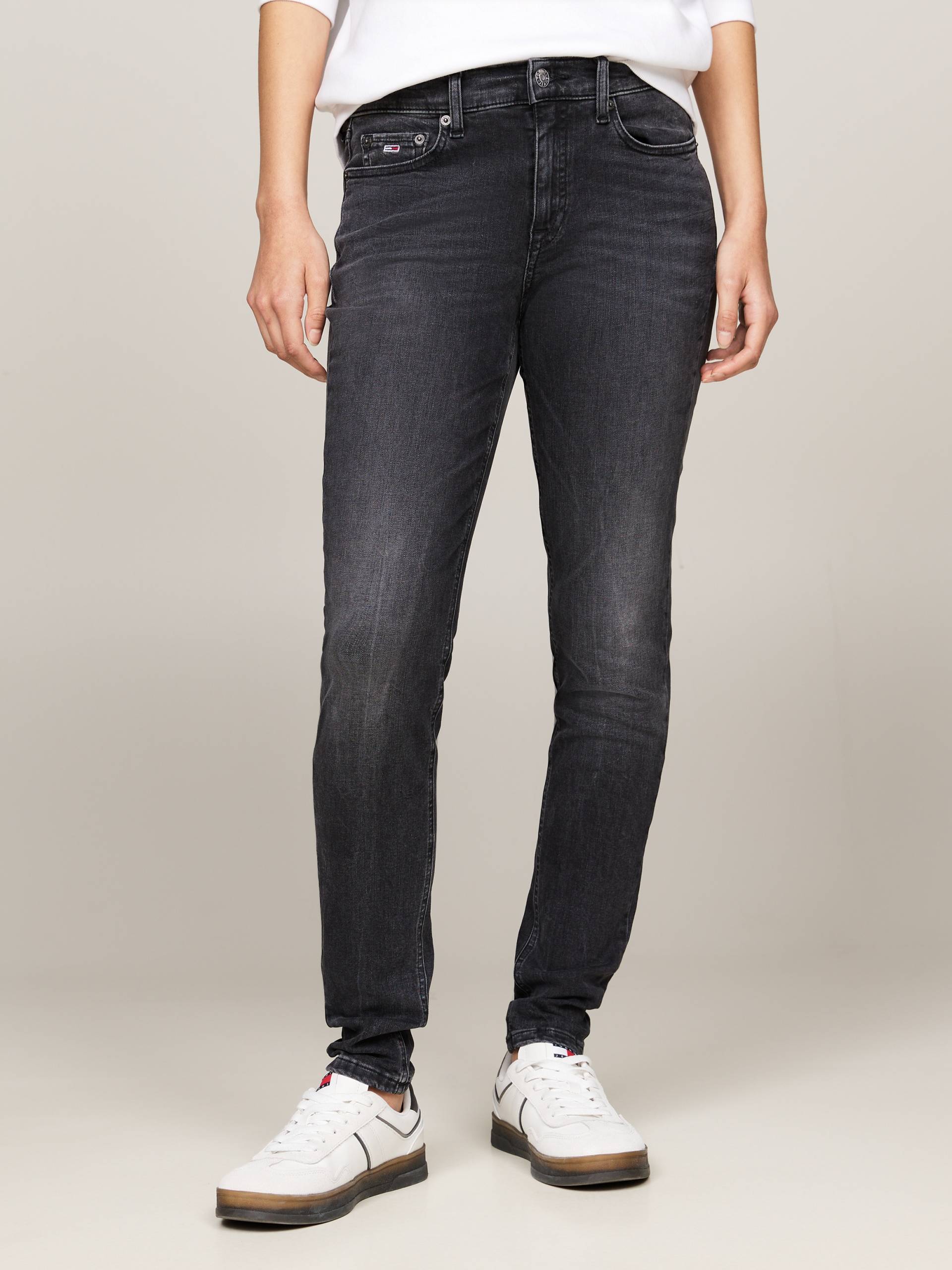 Tommy Jeans Skinny-fit-Jeans »Nora Mid Rise Skinny Fit«, mit Waschung, Logo-Badge Tommy Jeans Skinny-fit-Jeans »Nora Mid Rise Skinny Fit«, mit Waschung, Logo-Badge von TOMMY JEANS