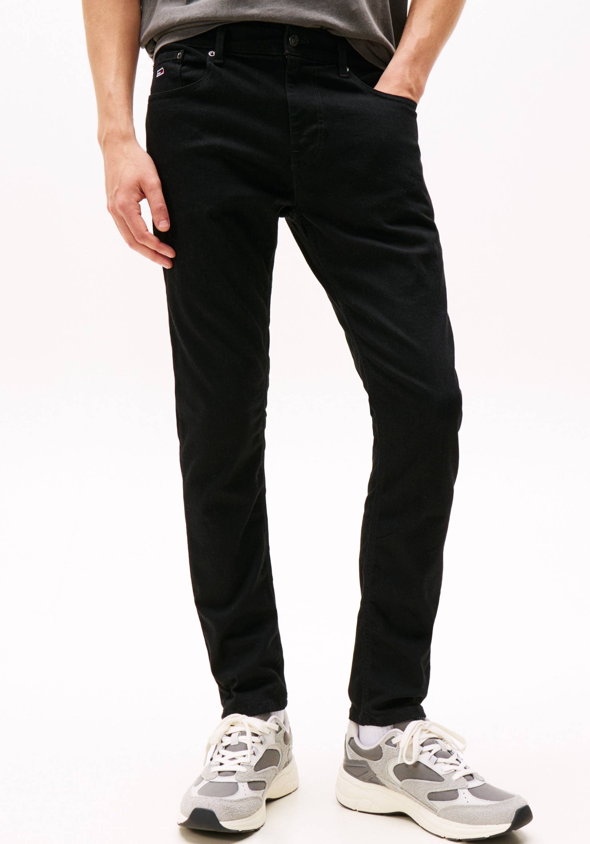 Tommy Jeans Slim-fit-Jeans »AUSTIN SLIM TPRD«, schmal zulaufendes Bein Tommy Jeans Slim-fit-Jeans »AUSTIN SLIM TPRD«, schmal zulaufendes Bein von TOMMY JEANS