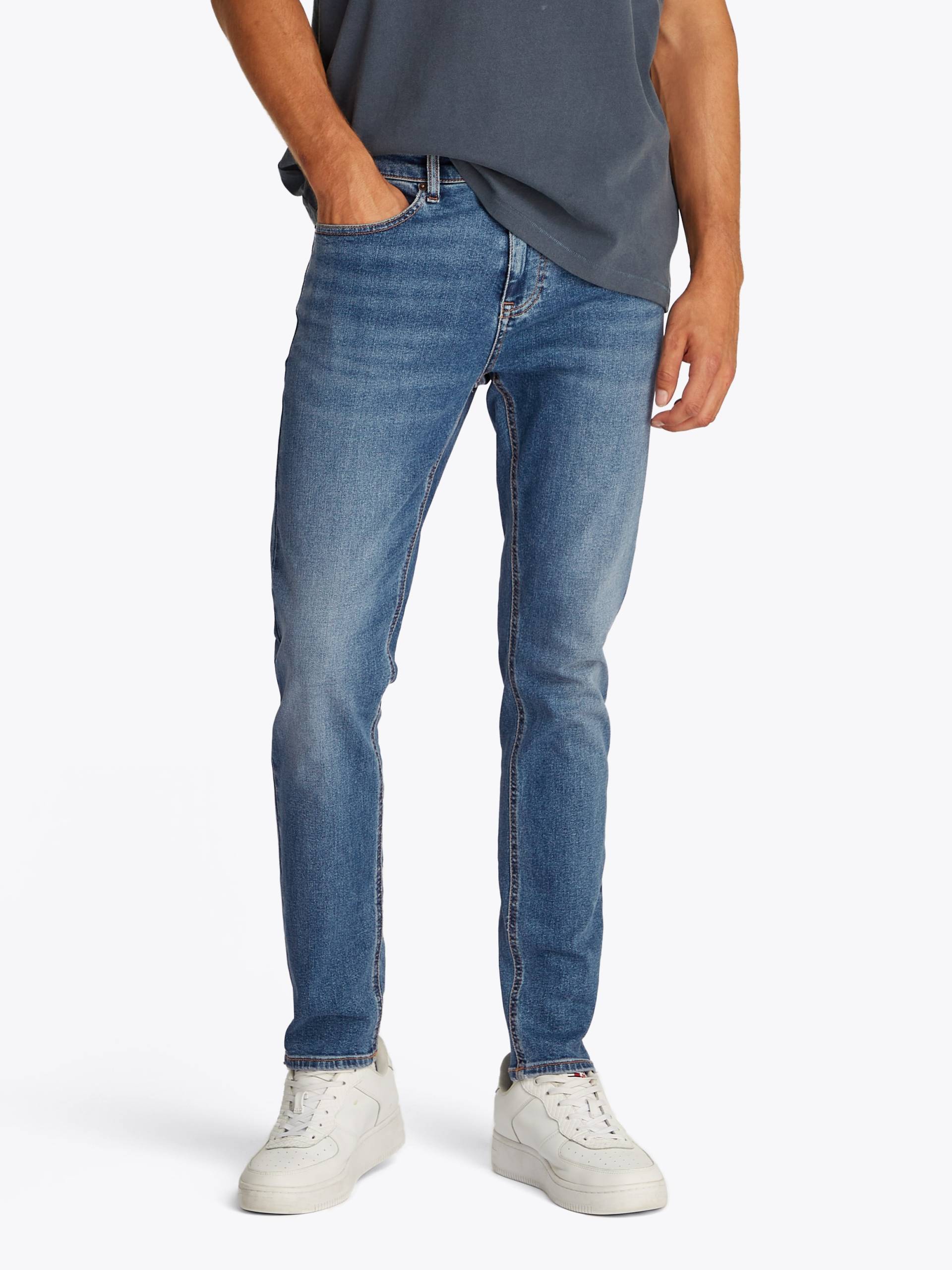 Tommy Jeans Slim-fit-Jeans »Austin Slim Tapered«, Mit Gürtelschlaufen Tommy Jeans Slim-fit-Jeans »Austin Slim Tapered«, Mit Gürtelschlaufen von TOMMY JEANS