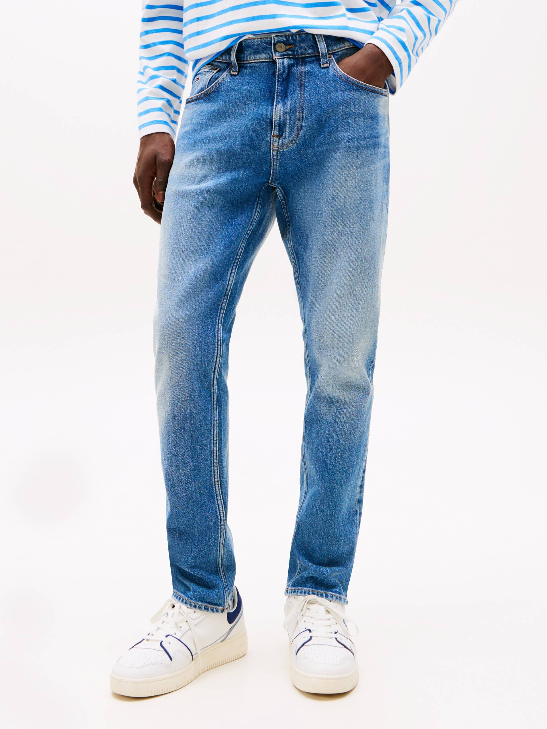 Tommy Jeans Slim-fit-Jeans »Austin Slim Tapered«, Mit Gürtelschlaufen Tommy Jeans Slim-fit-Jeans »Austin Slim Tapered«, Mit Gürtelschlaufen von TOMMY JEANS