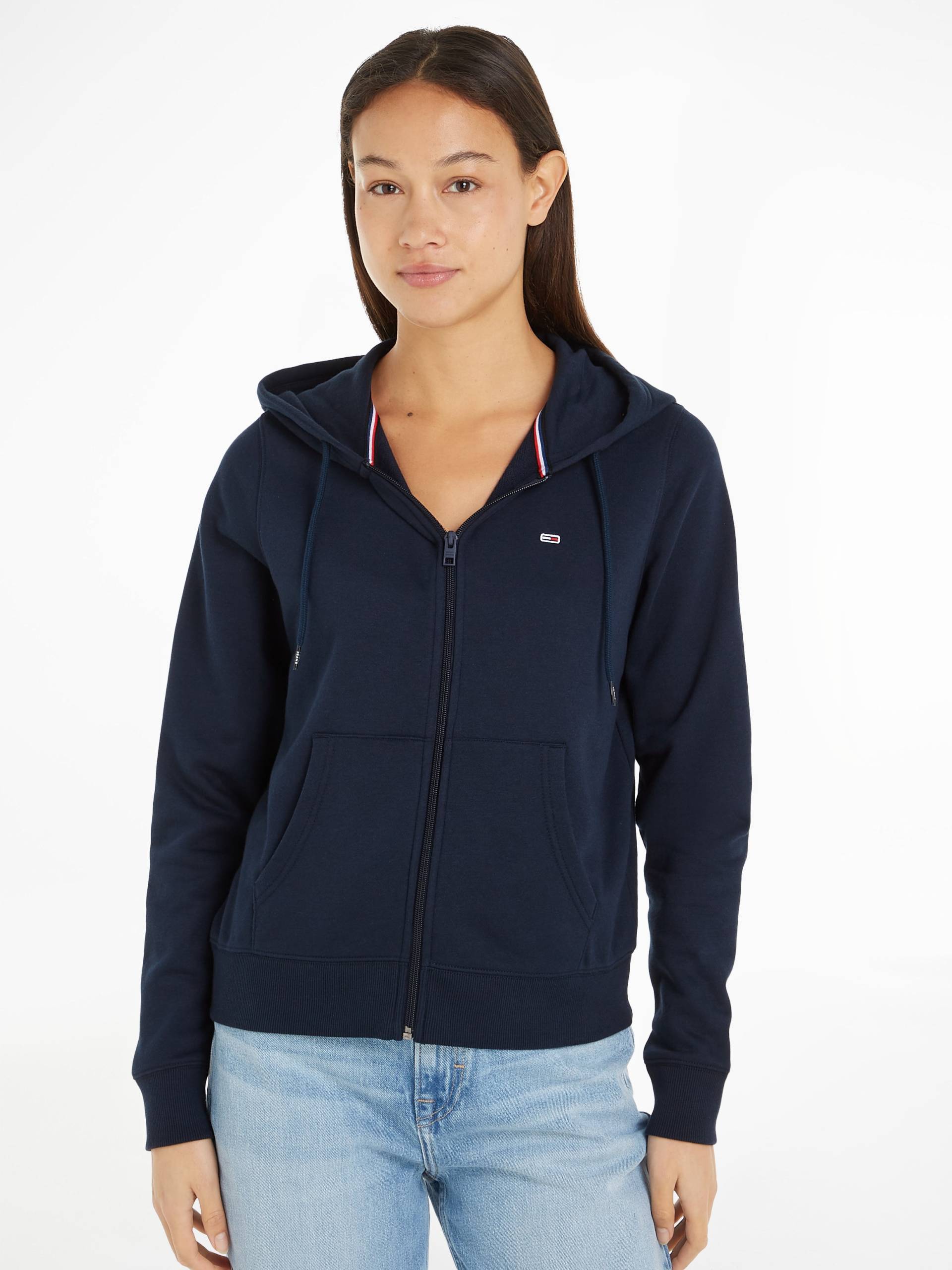 Tommy Jeans Sweatjacke »TJW REG S FLAG ZIP THRU«, mit Logostickerei Tommy Jeans Sweatjacke »TJW REG S FLAG ZIP THRU«, mit Logostickerei von TOMMY JEANS