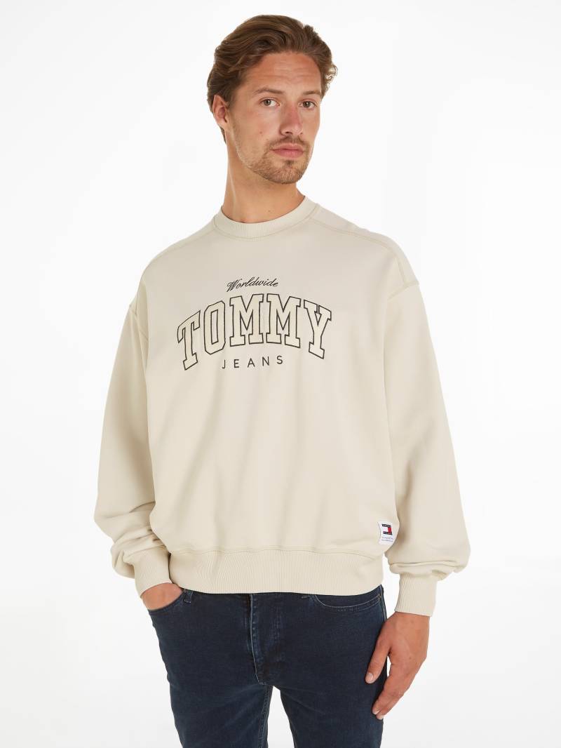 Tommy Jeans Sweatshirt »TJM BOXY VARSITY CREW EXT« von TOMMY JEANS