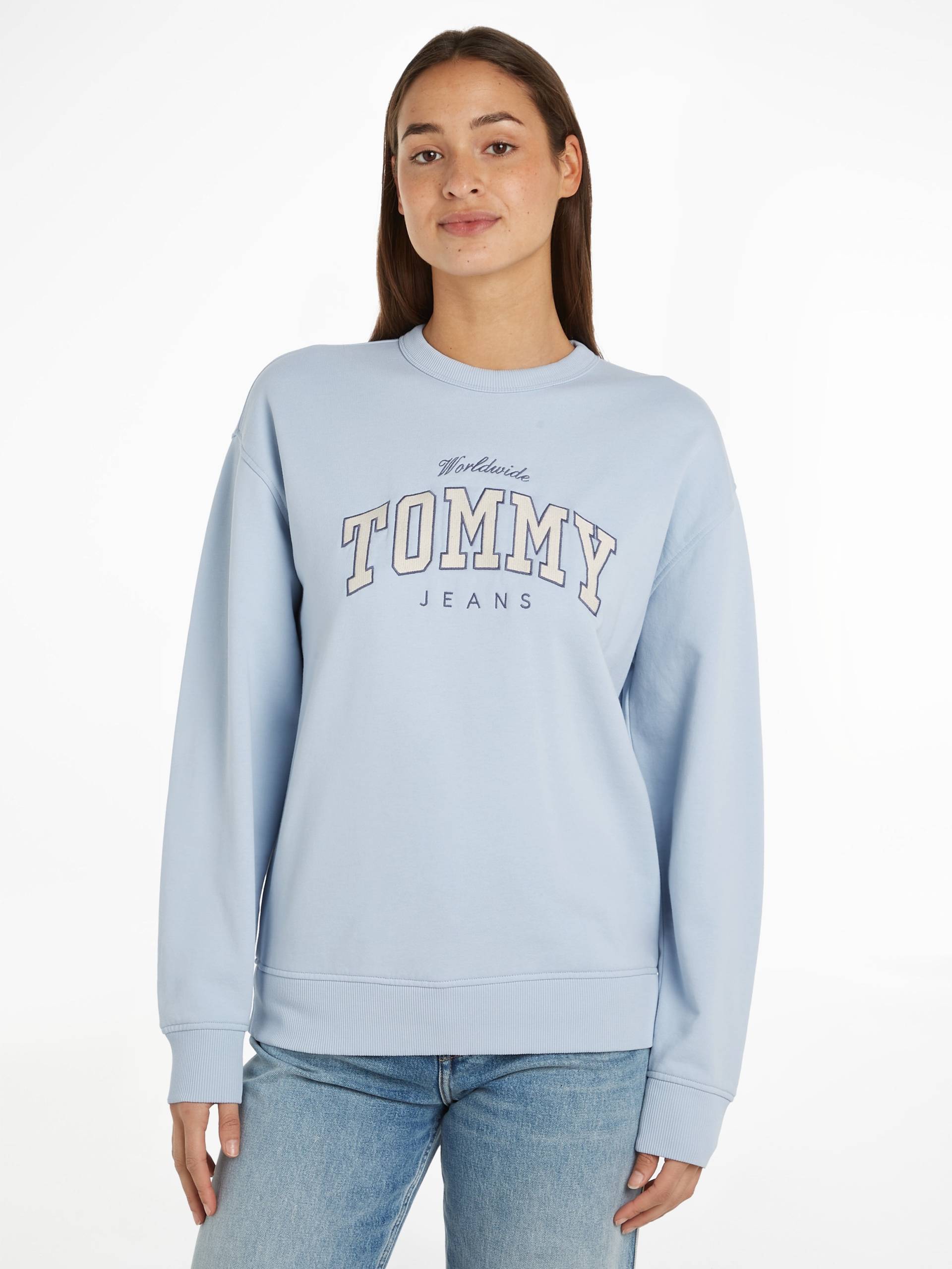 Tommy Jeans Sweatshirt »TJW RLX VARSITY LUXE CREW«, mit gesticktem Logoschriftzug von TOMMY JEANS