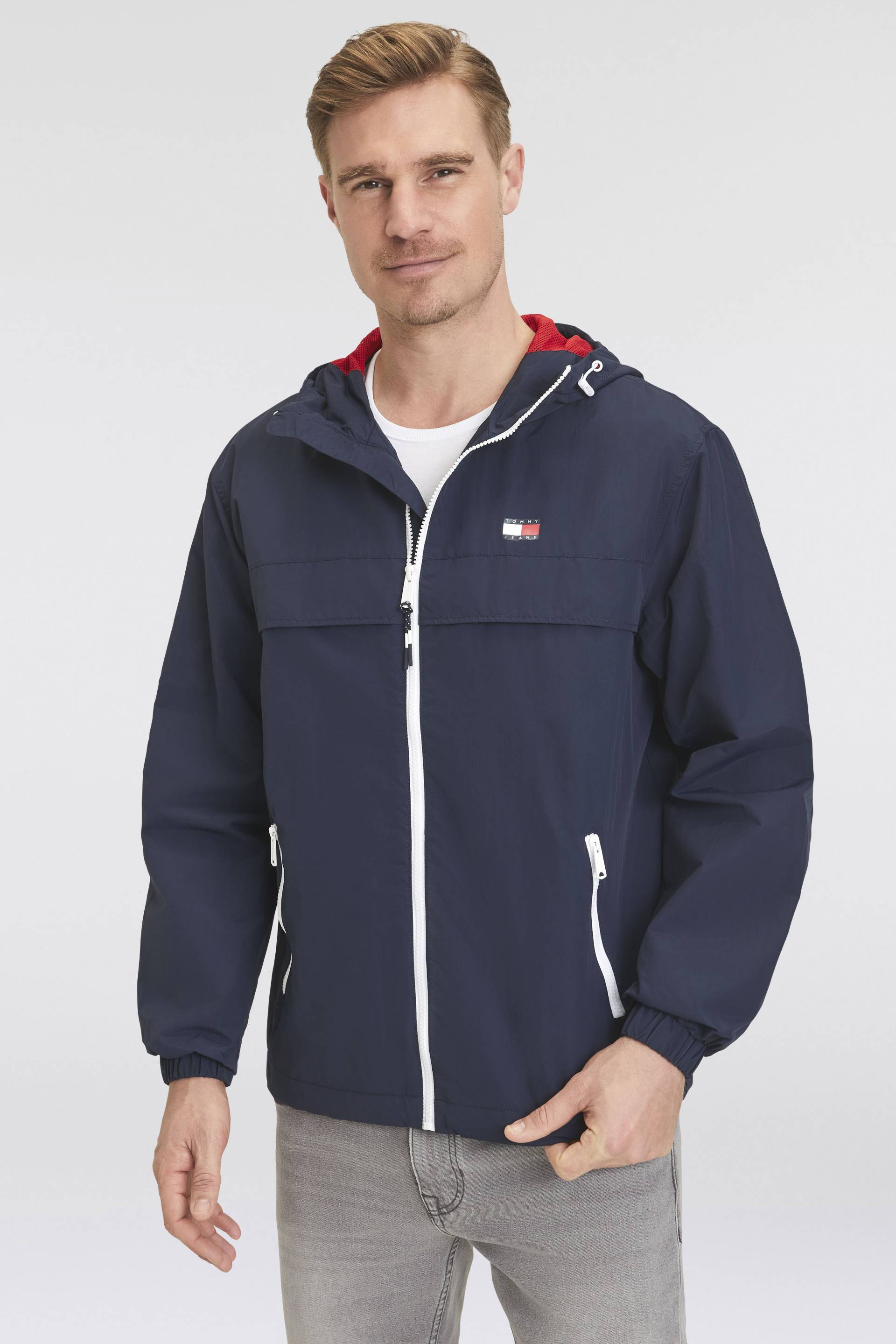 Tommy Jeans Blouson »TJM CHICAGO WINDBREAKER EXT«, mit Kapuze von TOMMY JEANS