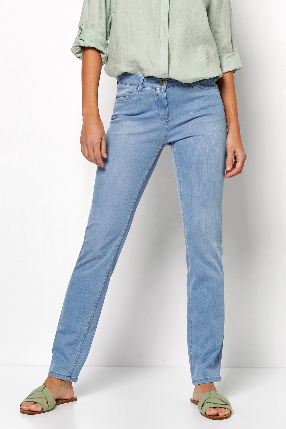 TONI Straight-Jeans »Perfect Shape Straight«, mit Gesässtaschen mit aufwendiger Verzierung von TONI