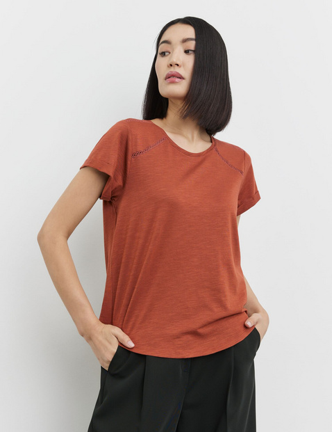 TAIFUN Damen T-Shirt mit Häkelspitzen-Details 62cm Kurzarm Rundhals Baumwolle Braun von Taifun