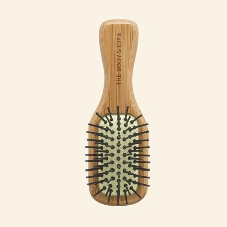 Bambus Haarbürste (Mini) von The Body Shop