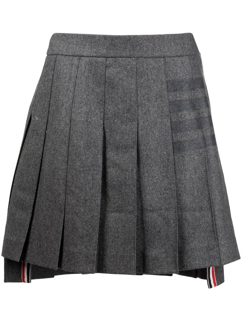 Thom Browne 4-Bar stripe pleated skirt - Grey von Thom Browne
