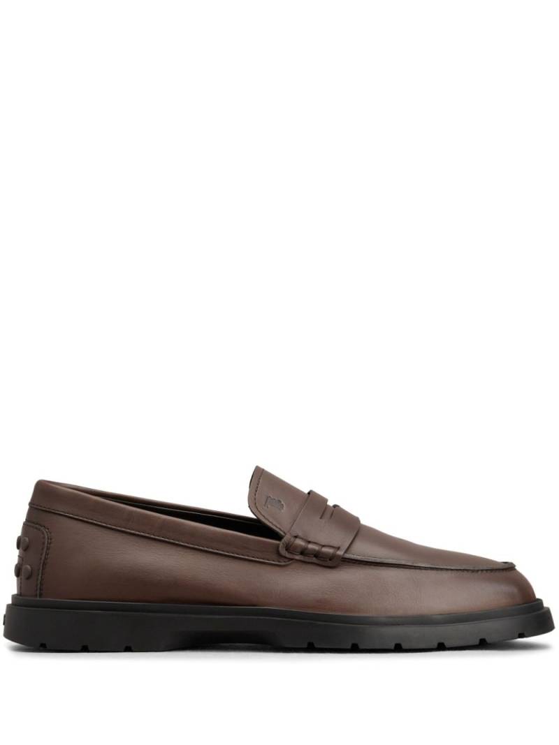 Tod's logo-debossed leather loafers - Brown von Tod's