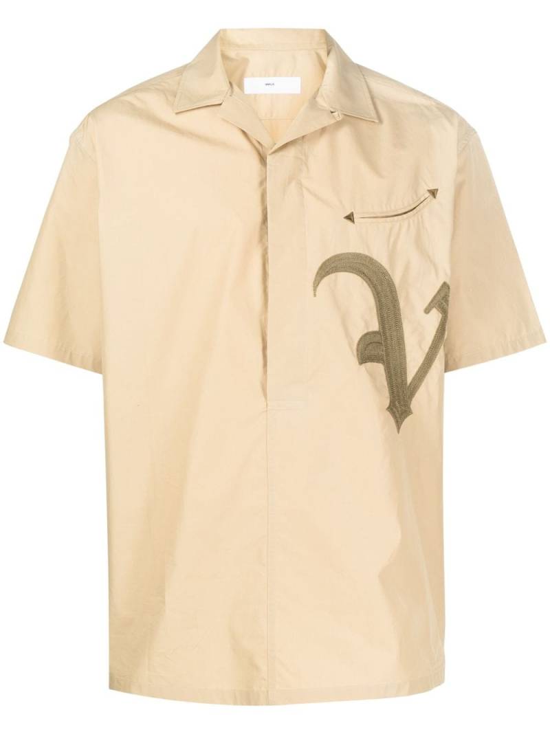 Toga Virilis embroidered-detail short-sleeve shirt - Brown von Toga Virilis