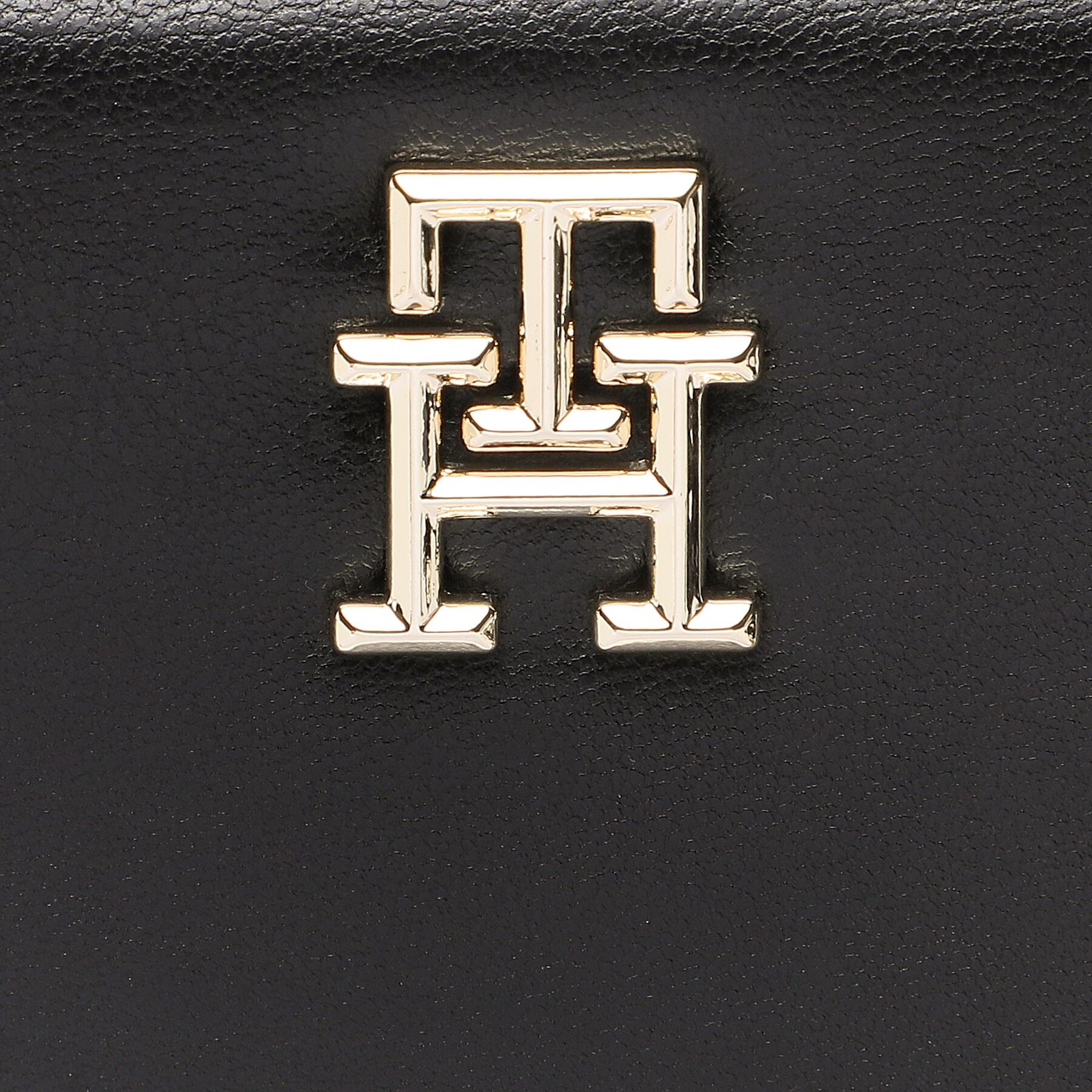 Handtasche Tommy Hilfiger Th Chic Trunk AW0AW14781 Schwarz Handtasche Tommy Hilfiger Th Chic Trunk AW0AW14781 Schwarz von Tommy Hilfiger