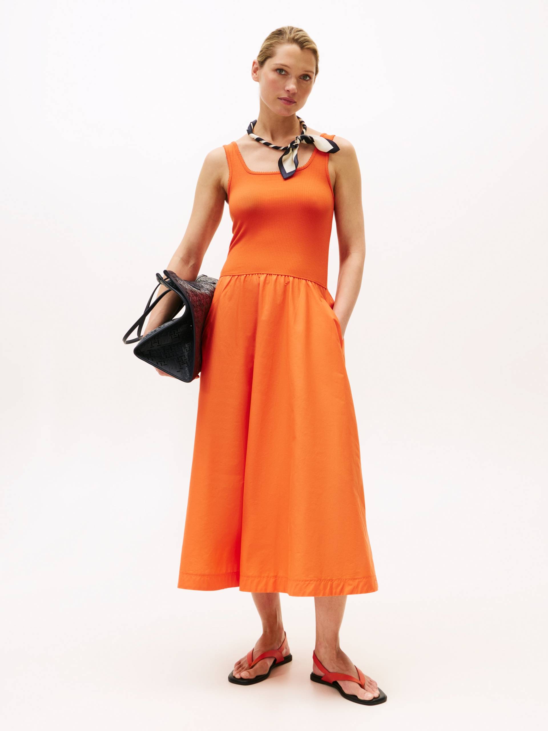 Tommy Hilfiger A-Linien-Kleid »5X2 RIB MIDI MIX F&F DRS« Tommy Hilfiger A-Linien-Kleid »5X2 RIB MIDI MIX F&F DRS« von Tommy Hilfiger