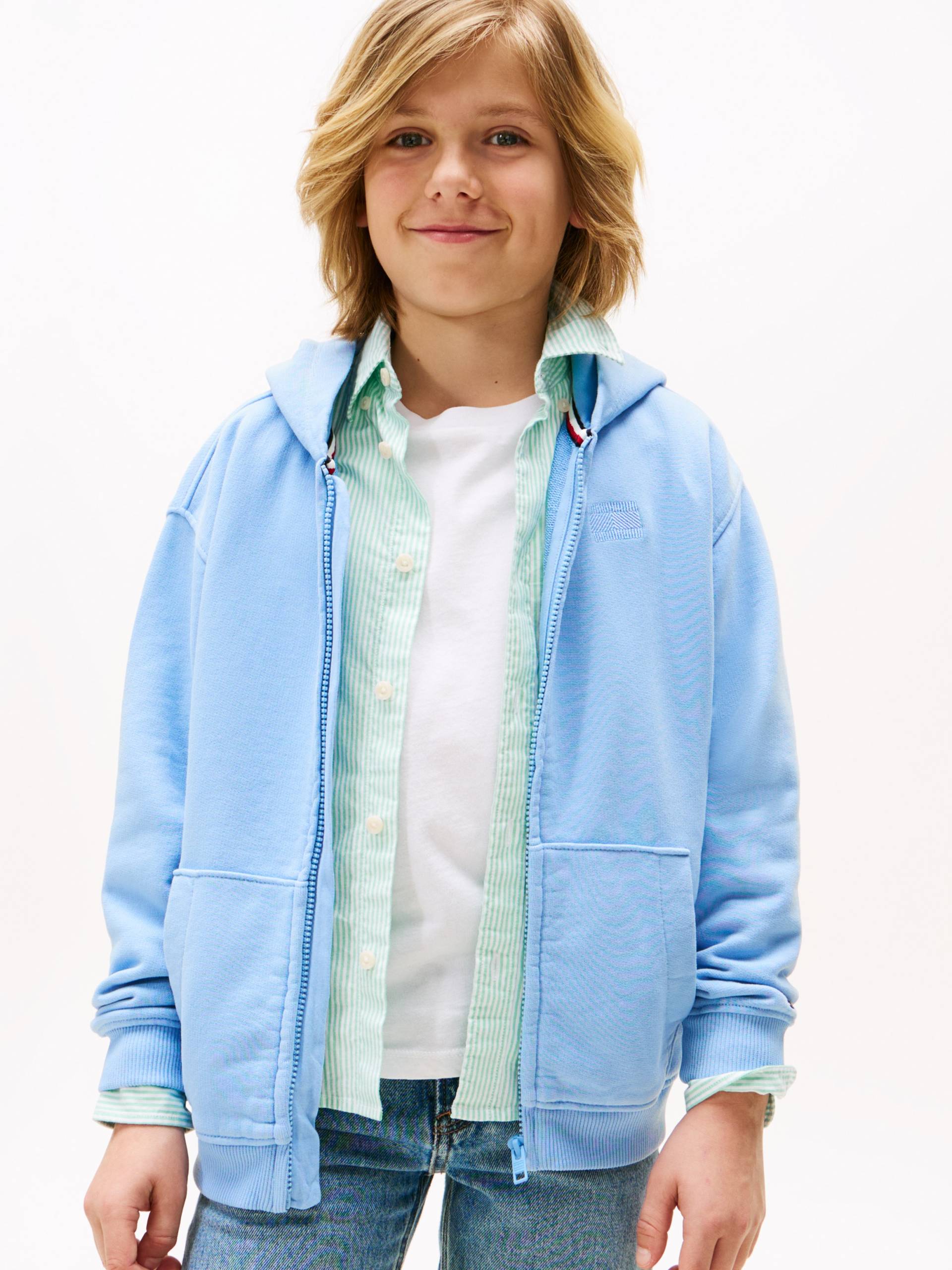 Tommy Hilfiger Kapuzensweatjacke »TONAL FLAG EMB ZIP HOODIE«, für Kinder bis 16 Jahre, mit Kapuze Tommy Hilfiger Kapuzensweatjacke »TONAL FLAG EMB ZIP HOODIE«, für Kinder bis 16 Jahre, mit Kapuze von Tommy Hilfiger