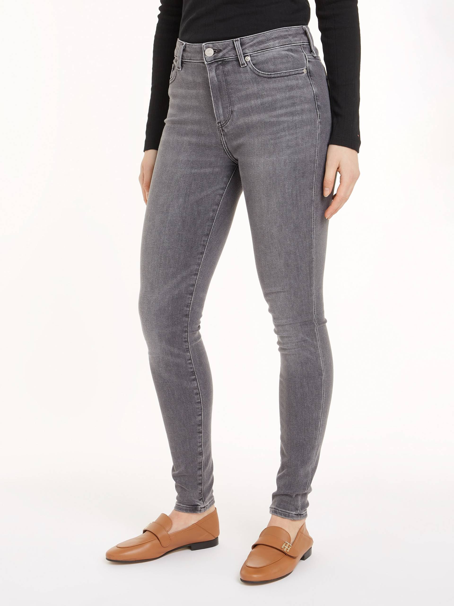 Tommy Hilfiger Skinny-fit-Jeans »HARLEM U SKINNY HW CAL«, mit Tommy Hilfiger Logo-Badge Tommy Hilfiger Skinny-fit-Jeans »HARLEM U SKINNY HW CAL«, mit Tommy Hilfiger Logo-Badge von Tommy Hilfiger